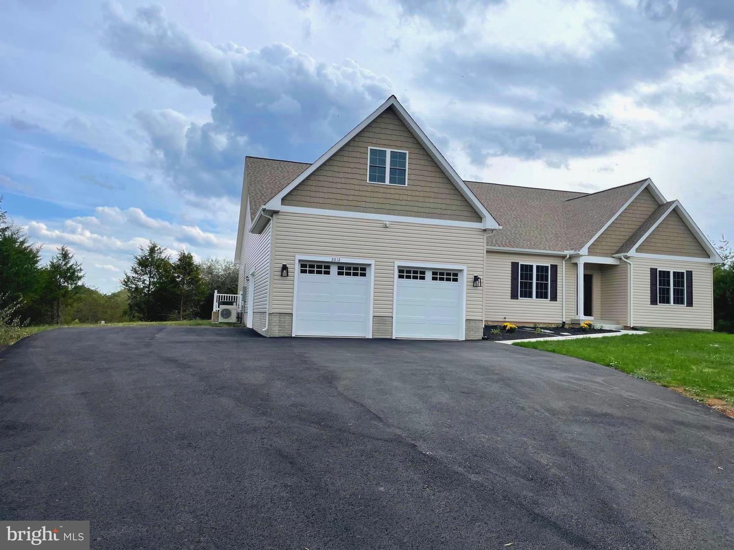 2012 DOZER LN, CATLETT, Virginia 20119, 4 Bedrooms Bedrooms, 7 Rooms Rooms,3 BathroomsBathrooms,Residential,For sale,2012 DOZER LN,VAFQ2017950 MLS # VAFQ2017950 2012 DOZER LN, CATLETT, Virginia 20119, 4 Bedrooms Bedrooms, 7 Rooms Rooms,3 BathroomsBathrooms,Residential,For sale,2012 DOZER LN,VAFQ2017950 MLS # VAFQ2017950