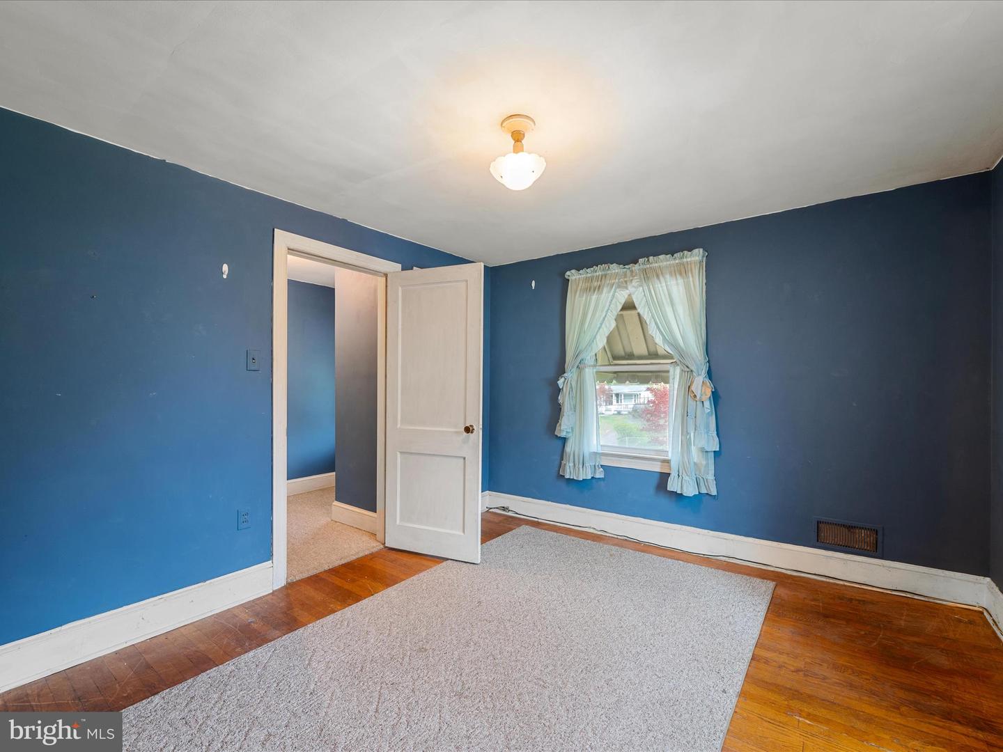 1714 N ROYAL AVE, FRONT ROYAL, Virginia 22630, 4 Bedrooms Bedrooms, ,2 BathroomsBathrooms,Residential,For sale,1714 N ROYAL AVE,VAWR2012584 MLS # VAWR2012584 1714 N ROYAL AVE, FRONT ROYAL, Virginia 22630, 4 Bedrooms Bedrooms, ,2 BathroomsBathrooms,Residential,For sale,1714 N ROYAL AVE,VAWR2012584 MLS # VAWR2012584