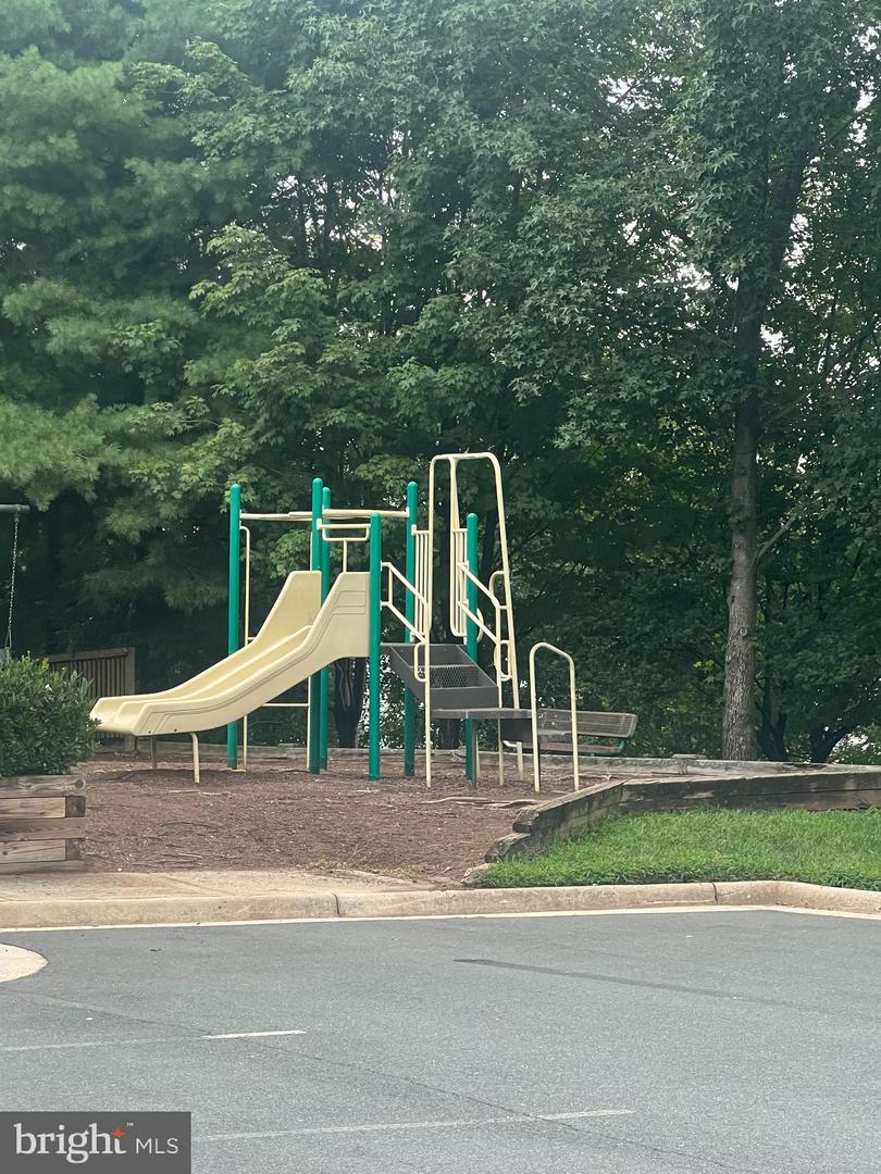 47425 RIVER CREST ST, STERLING, Virginia 20165, 4 Bedrooms Bedrooms, ,3 BathroomsBathrooms,Residential,For sale,47425 RIVER CREST ST,VALO2109320 MLS # VALO2109320 47425 RIVER CREST ST, STERLING, Virginia 20165, 4 Bedrooms Bedrooms, ,3 BathroomsBathrooms,Residential,For sale,47425 RIVER CREST ST,VALO2109320 MLS # VALO2109320