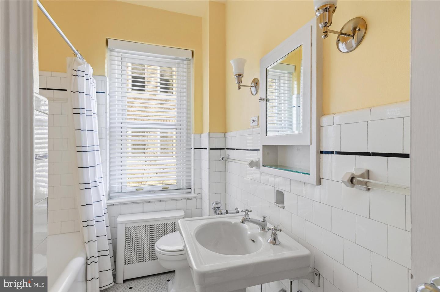 2101 CONNECTICUT AVE NW #53, WASHINGTON, District Of Columbia 20008, 3 Bedrooms Bedrooms, ,2 BathroomsBathrooms,Residential,For sale,2101 CONNECTICUT AVE NW #53,DCDC2228408 MLS # DCDC2228408 2101 CONNECTICUT AVE NW #53, WASHINGTON, District Of Columbia 20008, 3 Bedrooms Bedrooms, ,2 BathroomsBathrooms,Residential,For sale,2101 CONNECTICUT AVE NW #53,DCDC2228408 MLS # DCDC2228408