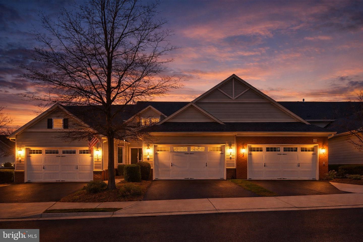 44385 MALTESE FALCON SQ, ASHBURN, Virginia 20147, 2 Bedrooms Bedrooms, ,2 BathroomsBathrooms,Residential,For sale,44385 MALTESE FALCON SQ,VALO2109626 MLS # VALO2109626 44385 MALTESE FALCON SQ, ASHBURN, Virginia 20147, 2 Bedrooms Bedrooms, ,2 BathroomsBathrooms,Residential,For sale,44385 MALTESE FALCON SQ,VALO2109626 MLS # VALO2109626