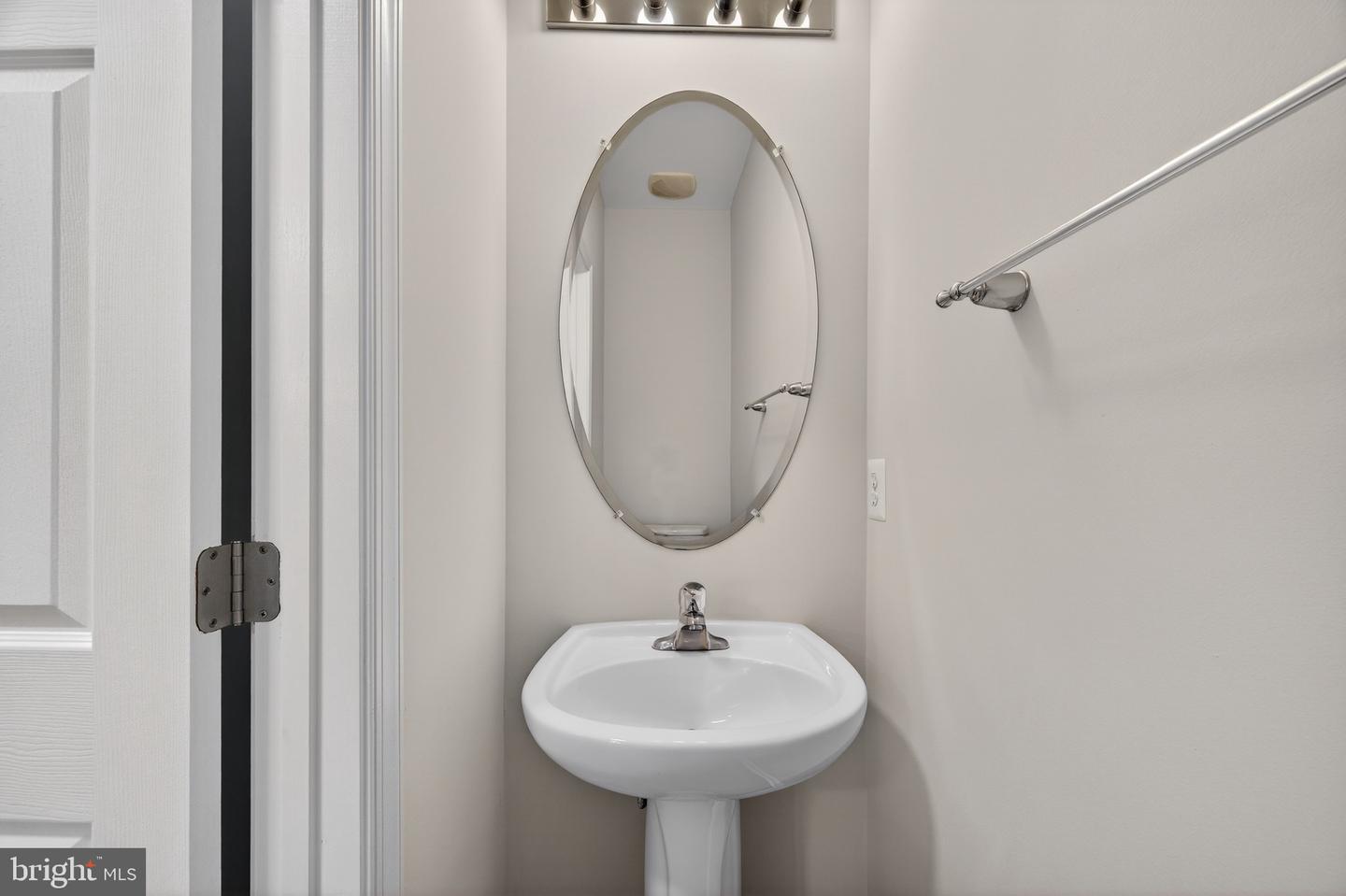 44385 MALTESE FALCON SQ, ASHBURN, Virginia 20147, 2 Bedrooms Bedrooms, ,2 BathroomsBathrooms,Residential,For sale,44385 MALTESE FALCON SQ,VALO2109626 MLS # VALO2109626 44385 MALTESE FALCON SQ, ASHBURN, Virginia 20147, 2 Bedrooms Bedrooms, ,2 BathroomsBathrooms,Residential,For sale,44385 MALTESE FALCON SQ,VALO2109626 MLS # VALO2109626