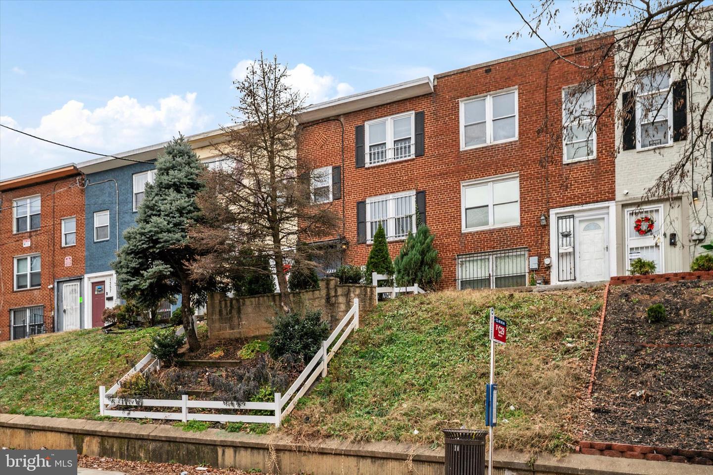 1353 MORRIS RD SE, WASHINGTON, District Of Columbia 20020, 4 Bedrooms Bedrooms, ,2 BathroomsBathrooms,Residential,For sale,1353 MORRIS RD SE,DCDC2233804 MLS # DCDC2233804 1353 MORRIS RD SE, WASHINGTON, District Of Columbia 20020, 4 Bedrooms Bedrooms, ,2 BathroomsBathrooms,Residential,For sale,1353 MORRIS RD SE,DCDC2233804 MLS # DCDC2233804