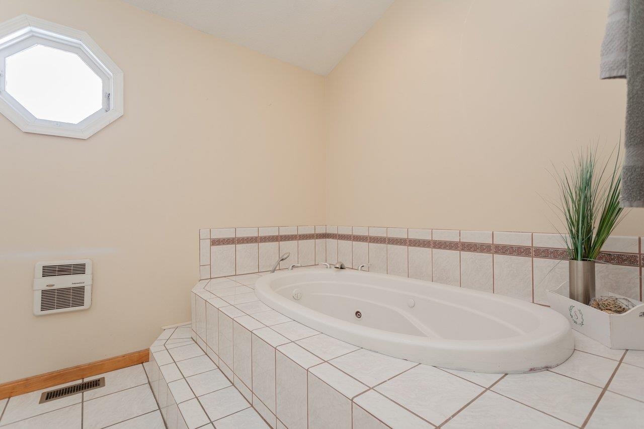 1960 MCCALL DR, DAYTON, Virginia 22821, 3 Bedrooms Bedrooms, ,2 BathroomsBathrooms,Residential,1960 MCCALL DR,672894 MLS # 672894 1960 MCCALL DR, DAYTON, Virginia 22821, 3 Bedrooms Bedrooms, ,2 BathroomsBathrooms,Residential,1960 MCCALL DR,672894 MLS # 672894