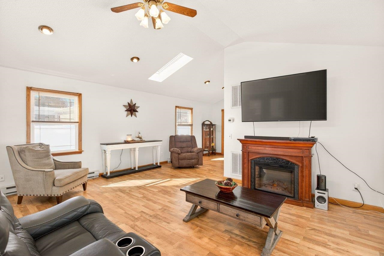 1960 MCCALL DR, DAYTON, Virginia 22821, 3 Bedrooms Bedrooms, ,2 BathroomsBathrooms,Residential,1960 MCCALL DR,672894 MLS # 672894 1960 MCCALL DR, DAYTON, Virginia 22821, 3 Bedrooms Bedrooms, ,2 BathroomsBathrooms,Residential,1960 MCCALL DR,672894 MLS # 672894