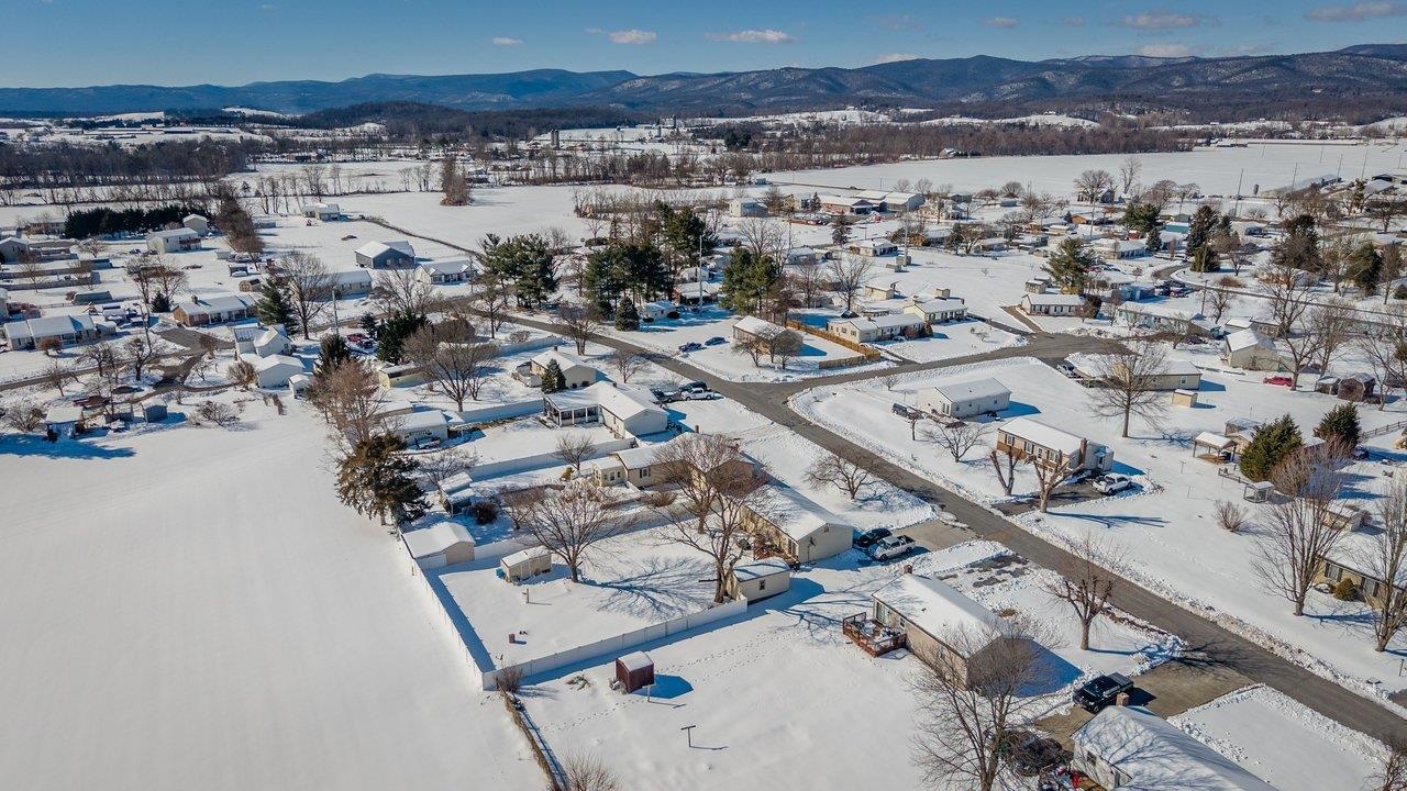 1960 MCCALL DR, DAYTON, Virginia 22821, 3 Bedrooms Bedrooms, ,2 BathroomsBathrooms,Residential,1960 MCCALL DR,672894 MLS # 672894 1960 MCCALL DR, DAYTON, Virginia 22821, 3 Bedrooms Bedrooms, ,2 BathroomsBathrooms,Residential,1960 MCCALL DR,672894 MLS # 672894