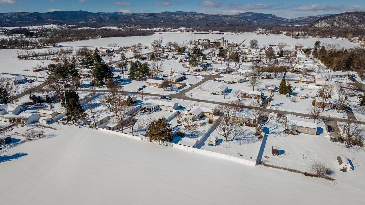 1960 MCCALL DR, DAYTON, Virginia 22821, 3 Bedrooms Bedrooms, ,2 BathroomsBathrooms,Residential,1960 MCCALL DR,672894 MLS # 672894 1960 MCCALL DR, DAYTON, Virginia 22821, 3 Bedrooms Bedrooms, ,2 BathroomsBathrooms,Residential,1960 MCCALL DR,672894 MLS # 672894