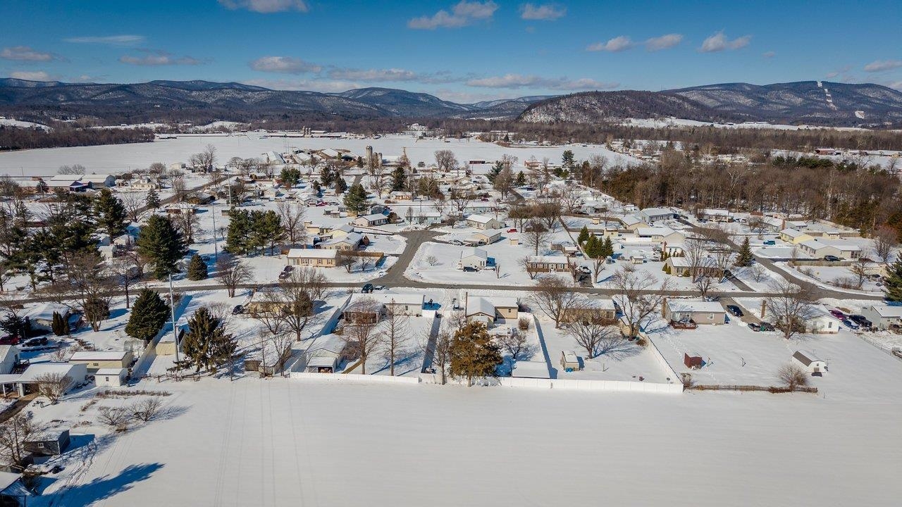 1960 MCCALL DR, DAYTON, Virginia 22821, 3 Bedrooms Bedrooms, ,2 BathroomsBathrooms,Residential,1960 MCCALL DR,672894 MLS # 672894 1960 MCCALL DR, DAYTON, Virginia 22821, 3 Bedrooms Bedrooms, ,2 BathroomsBathrooms,Residential,1960 MCCALL DR,672894 MLS # 672894