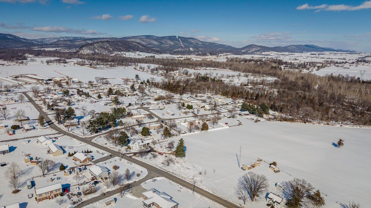 1960 MCCALL DR, DAYTON, Virginia 22821, 3 Bedrooms Bedrooms, ,2 BathroomsBathrooms,Residential,1960 MCCALL DR,672894 MLS # 672894 1960 MCCALL DR, DAYTON, Virginia 22821, 3 Bedrooms Bedrooms, ,2 BathroomsBathrooms,Residential,1960 MCCALL DR,672894 MLS # 672894