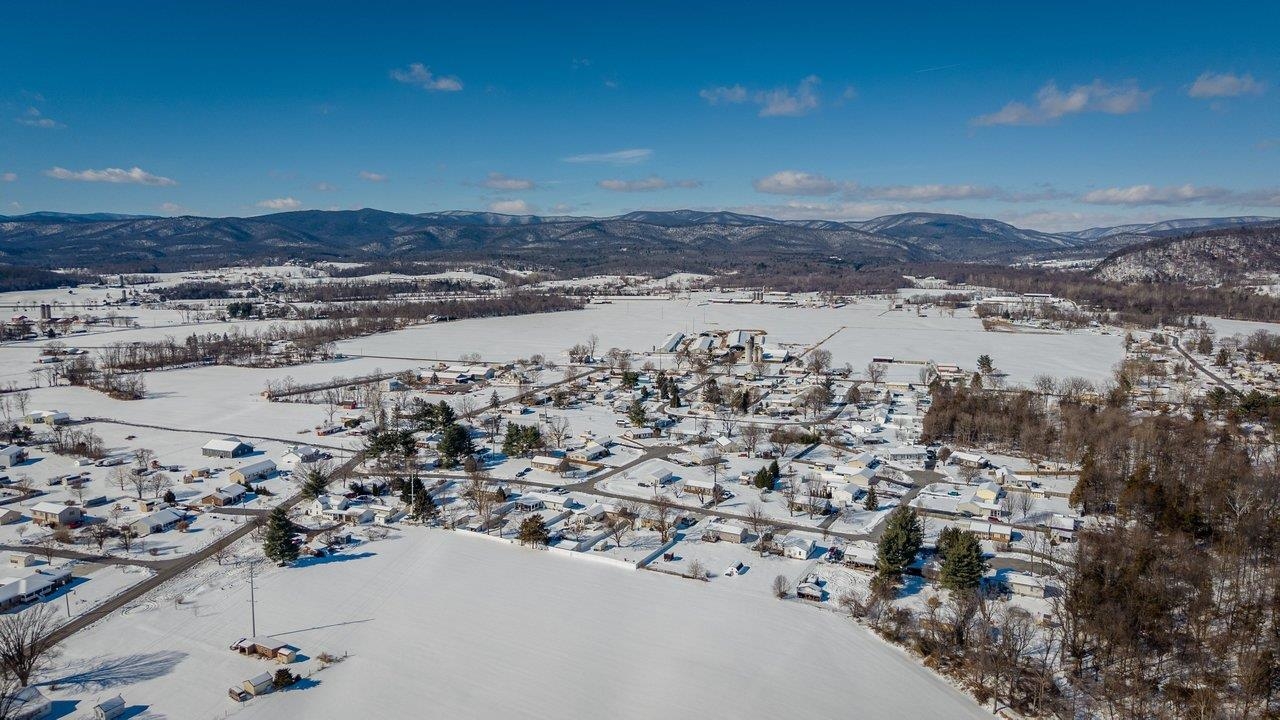 1960 MCCALL DR, DAYTON, Virginia 22821, 3 Bedrooms Bedrooms, ,2 BathroomsBathrooms,Residential,1960 MCCALL DR,672894 MLS # 672894 1960 MCCALL DR, DAYTON, Virginia 22821, 3 Bedrooms Bedrooms, ,2 BathroomsBathrooms,Residential,1960 MCCALL DR,672894 MLS # 672894