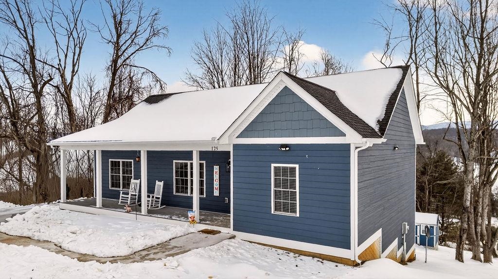 125 SPRING RIDGE LN, FAIRFIELD, Virginia 24435, 3 Bedrooms Bedrooms, ,2 BathroomsBathrooms,Residential,125 SPRING RIDGE LN,672898 MLS # 672898