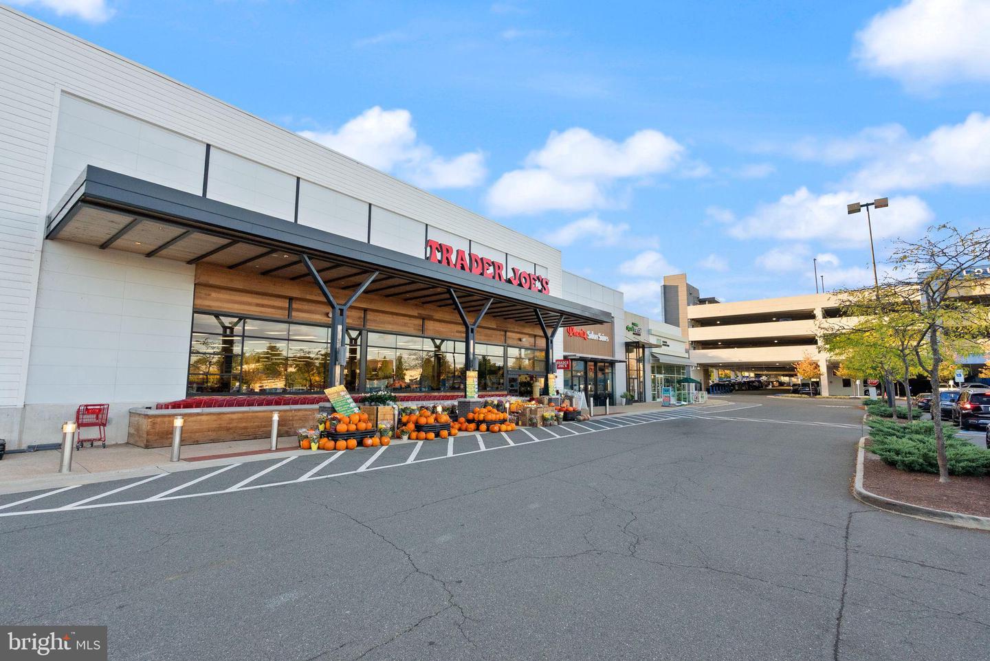 20304 NORTHPARK DR, ASHBURN, Virginia 20147, 5 Bedrooms Bedrooms, 16 Rooms Rooms,4 BathroomsBathrooms,Residential,For sale,20304 NORTHPARK DR,VALO2113100 MLS # VALO2113100