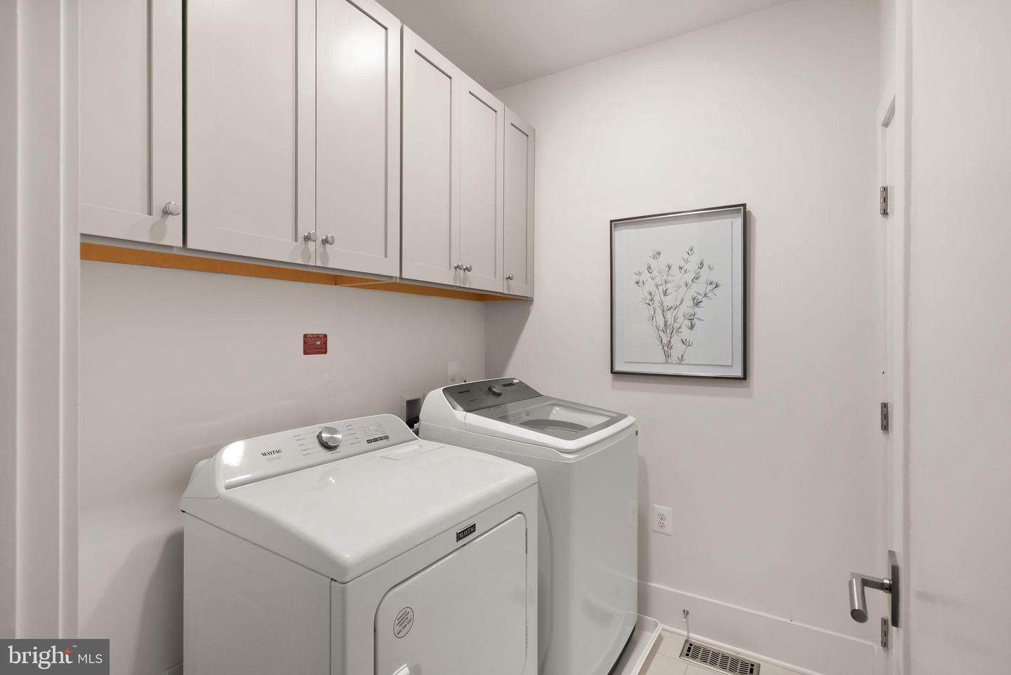 20304 NORTHPARK DR, ASHBURN, Virginia 20147, 5 Bedrooms Bedrooms, 16 Rooms Rooms,4 BathroomsBathrooms,Residential,For sale,20304 NORTHPARK DR,VALO2113100 MLS # VALO2113100