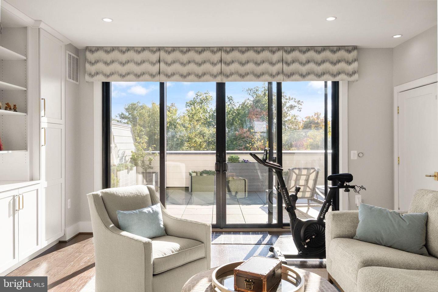 20304 NORTHPARK DR, ASHBURN, Virginia 20147, 5 Bedrooms Bedrooms, 16 Rooms Rooms,4 BathroomsBathrooms,Residential,For sale,20304 NORTHPARK DR,VALO2113100 MLS # VALO2113100