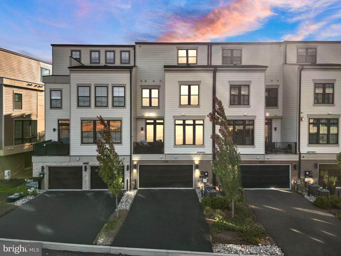 20304 NORTHPARK DR, ASHBURN, Virginia 20147, 5 Bedrooms Bedrooms, 16 Rooms Rooms,4 BathroomsBathrooms,Residential,For sale,20304 NORTHPARK DR,VALO2113100 MLS # VALO2113100