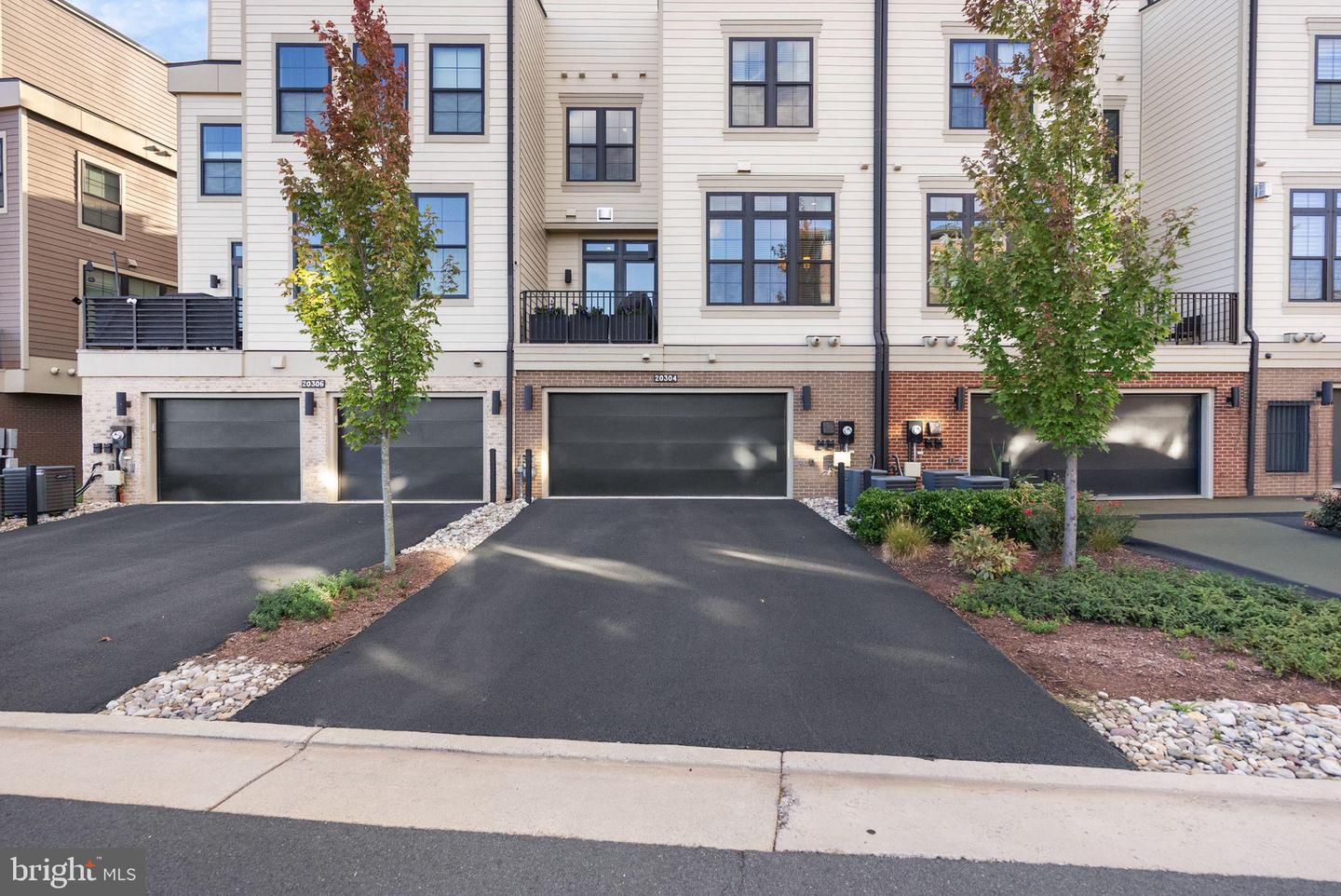 20304 NORTHPARK DR, ASHBURN, Virginia 20147, 5 Bedrooms Bedrooms, 16 Rooms Rooms,4 BathroomsBathrooms,Residential,For sale,20304 NORTHPARK DR,VALO2113100 MLS # VALO2113100