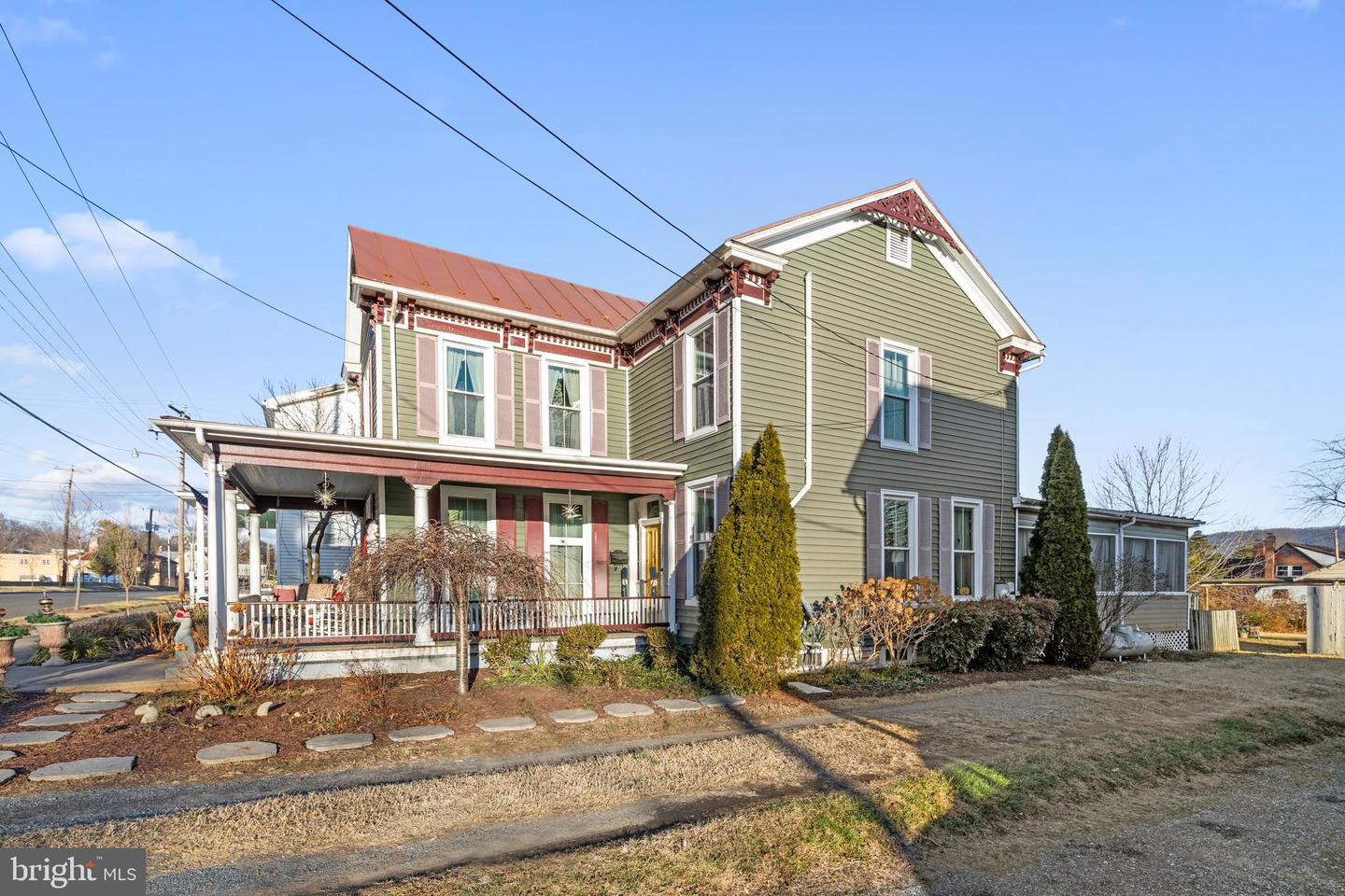 207 S MUHLENBERG ST, WOODSTOCK, Virginia 22664, 4 Bedrooms Bedrooms, ,2 BathroomsBathrooms,Residential,For sale,207 S MUHLENBERG ST,VASH2013260 MLS # VASH2013260 207 S MUHLENBERG ST, WOODSTOCK, Virginia 22664, 4 Bedrooms Bedrooms, ,2 BathroomsBathrooms,Residential,For sale,207 S MUHLENBERG ST,VASH2013260 MLS # VASH2013260