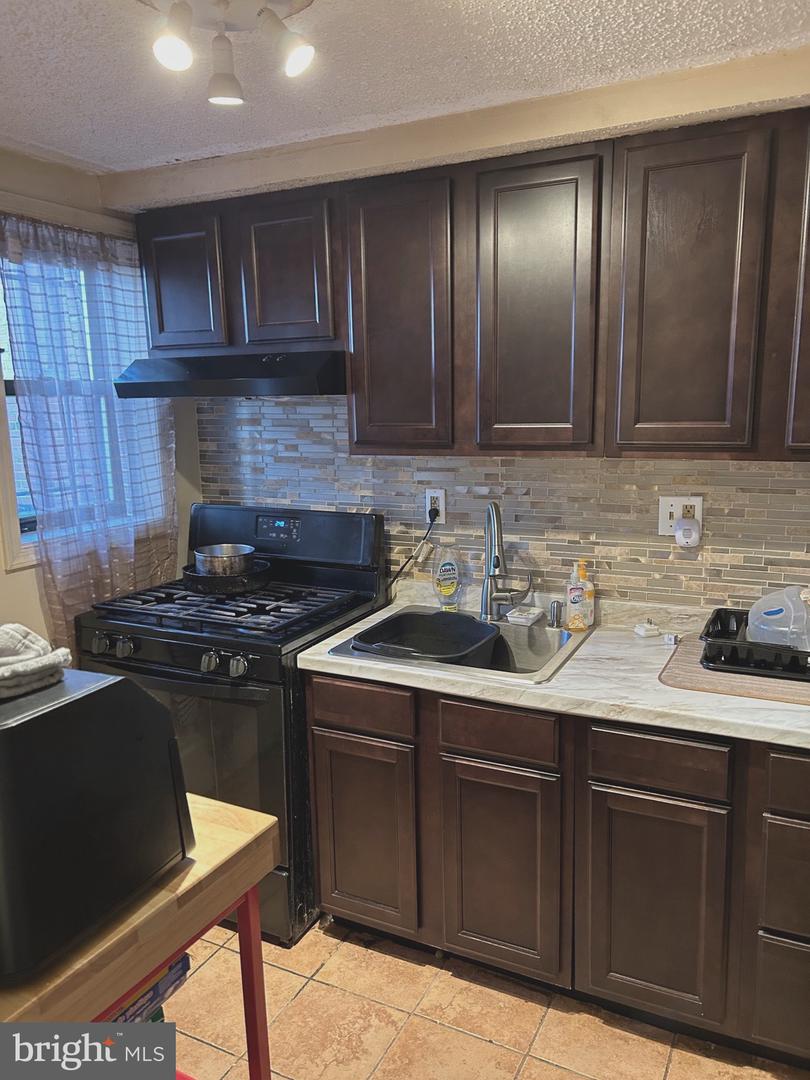 5030 JUST ST NE, WASHINGTON, District Of Columbia 20019, 2 Bedrooms Bedrooms, ,1 BathroomBathrooms,Residential,For sale,5030 JUST ST NE,DCDC2239526 MLS # DCDC2239526 5030 JUST ST NE, WASHINGTON, District Of Columbia 20019, 2 Bedrooms Bedrooms, ,1 BathroomBathrooms,Residential,For sale,5030 JUST ST NE,DCDC2239526 MLS # DCDC2239526