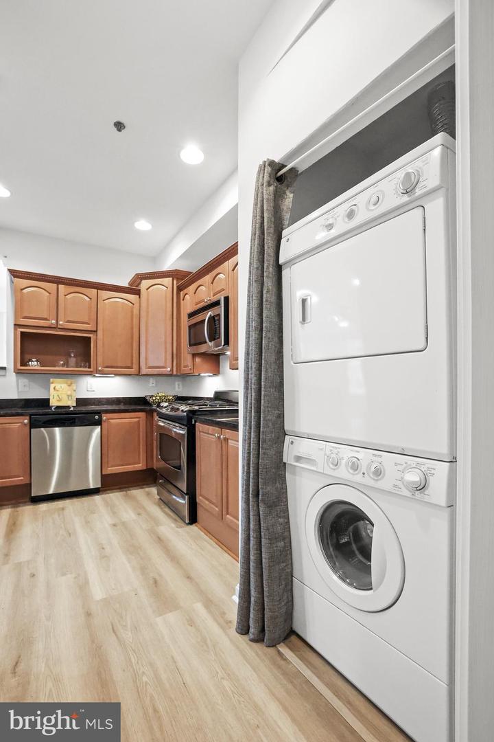 7057 HUNTLEY RUN PL #120, ALEXANDRIA, Virginia 22306, 2 Bedrooms Bedrooms, ,2 BathroomsBathrooms,Residential,For sale,7057 HUNTLEY RUN PL #120,VAFX2285768 MLS # VAFX2285768