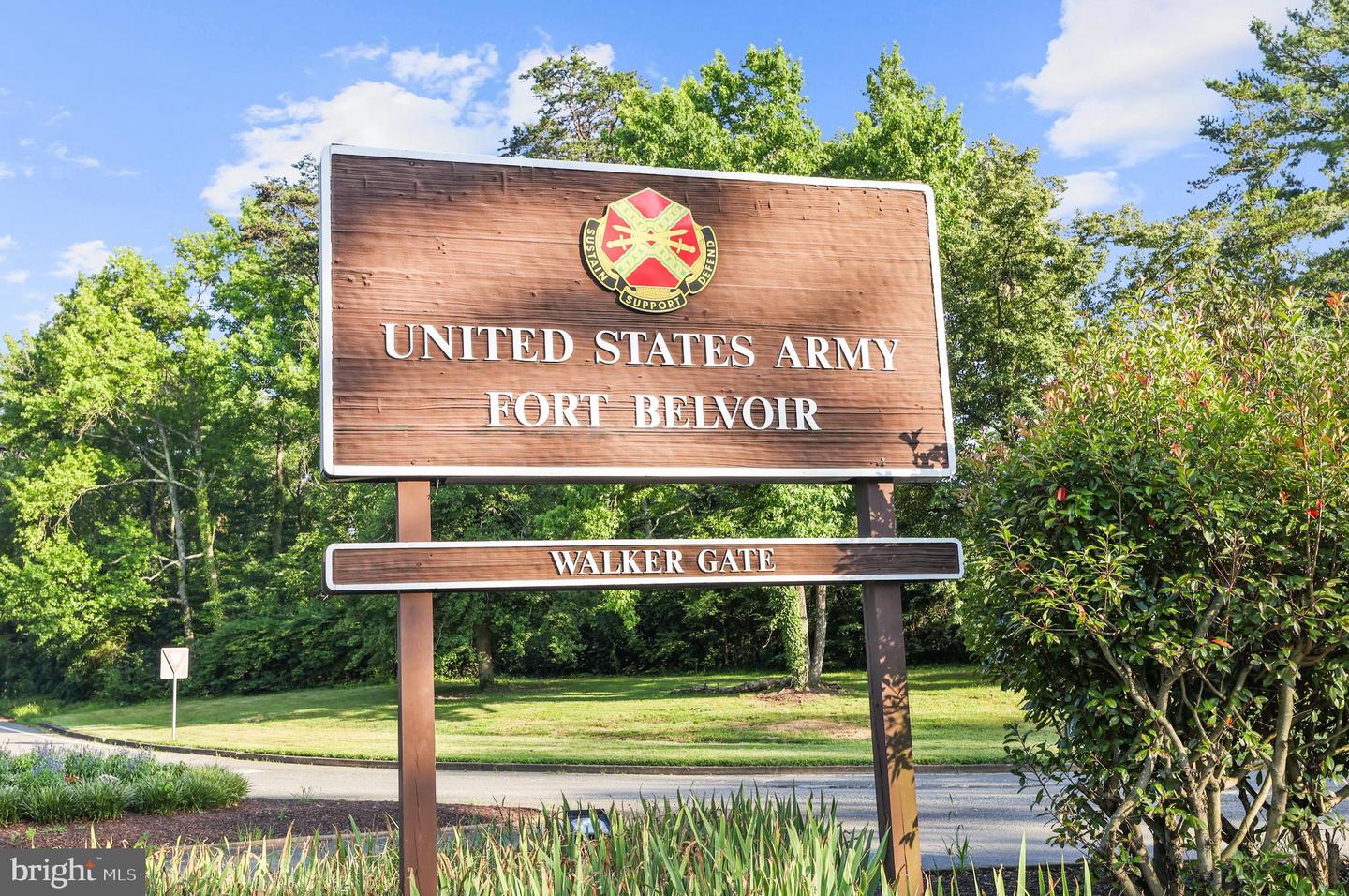 7057 HUNTLEY RUN PL #120, ALEXANDRIA, Virginia 22306, 2 Bedrooms Bedrooms, ,2 BathroomsBathrooms,Residential,For sale,7057 HUNTLEY RUN PL #120,VAFX2285768 MLS # VAFX2285768