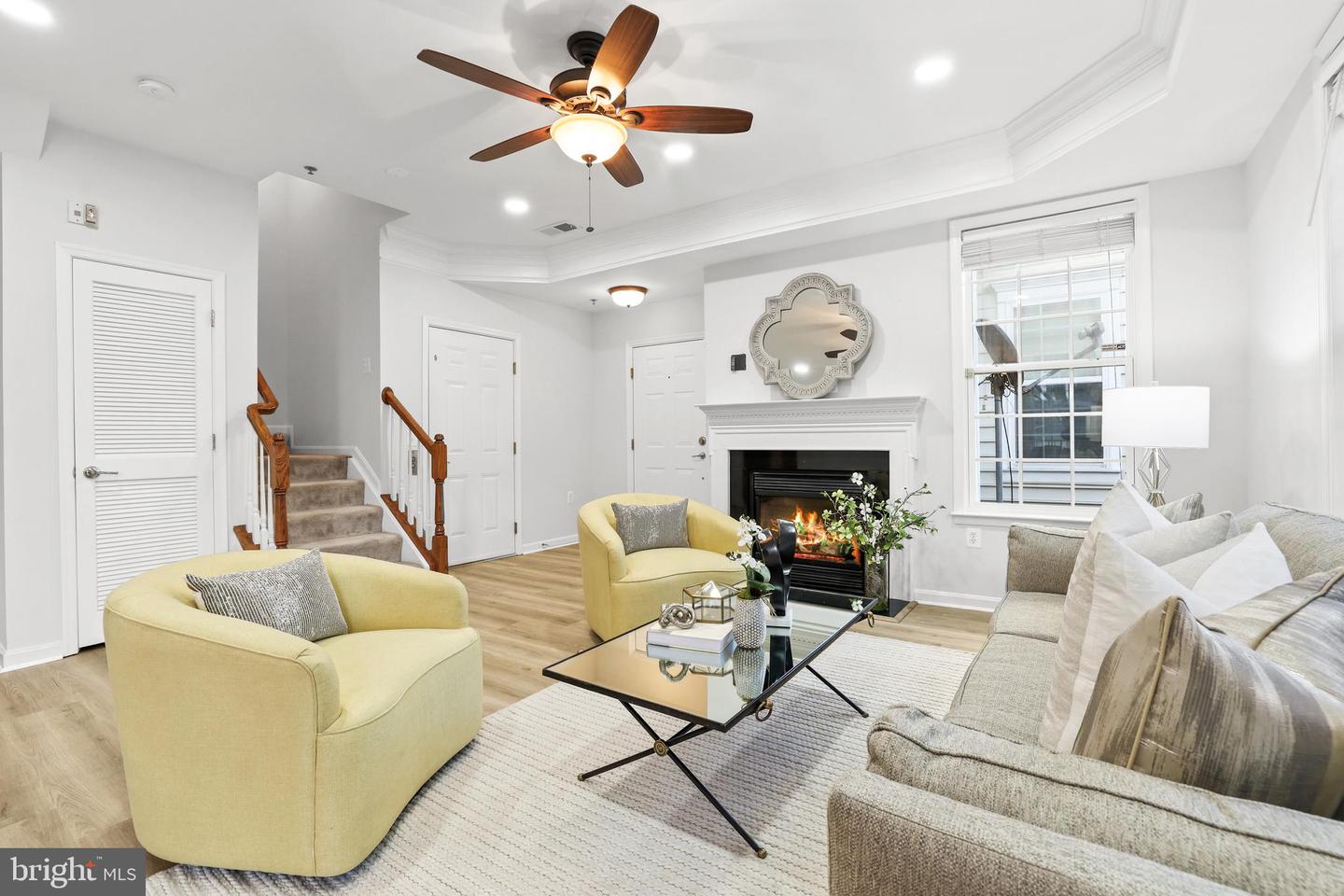 7057 HUNTLEY RUN PL #120, ALEXANDRIA, Virginia 22306, 2 Bedrooms Bedrooms, ,2 BathroomsBathrooms,Residential,For sale,7057 HUNTLEY RUN PL #120,VAFX2285768 MLS # VAFX2285768