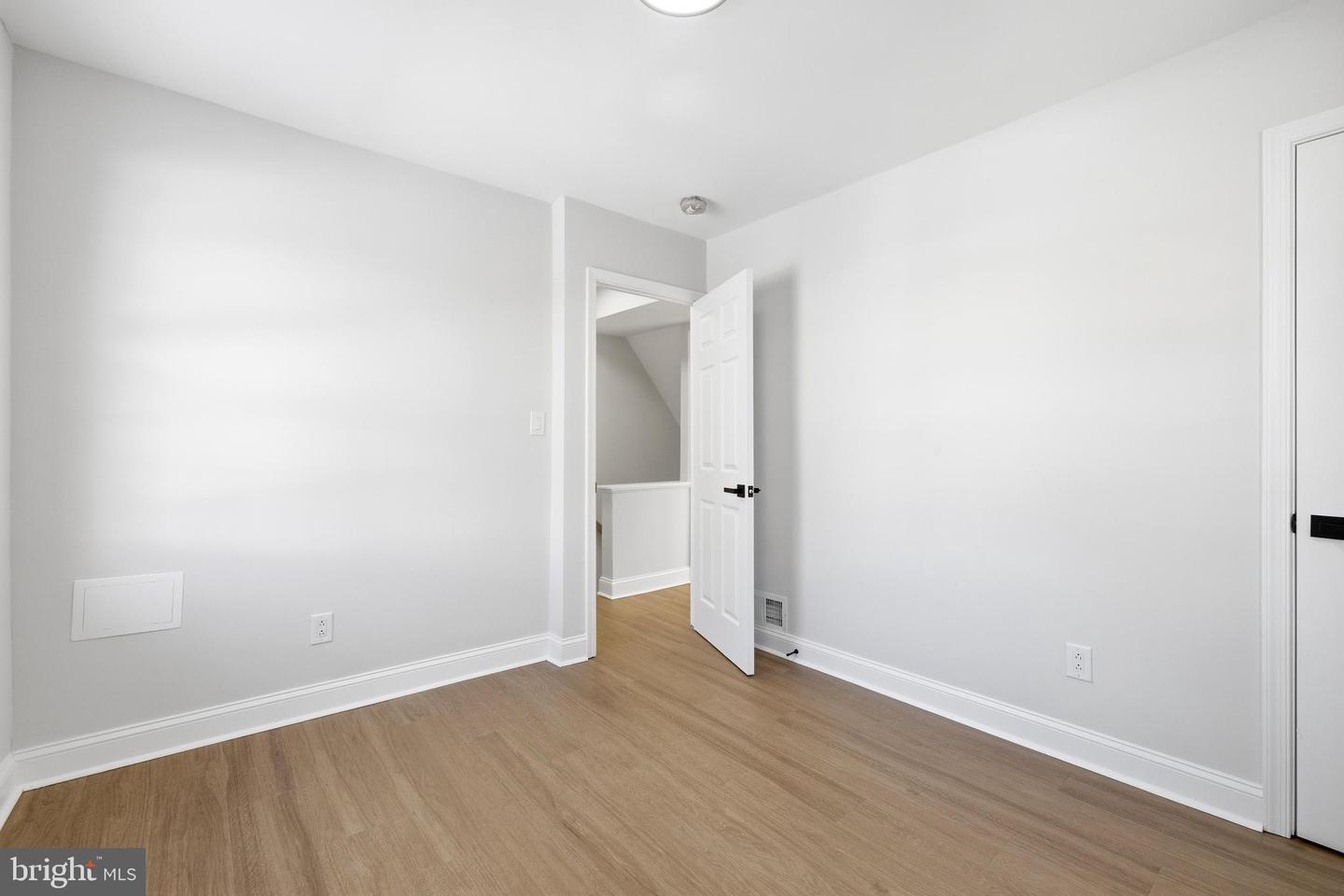 334 NICHOLSON ST NE, WASHINGTON, District Of Columbia 20011, 3 Bedrooms Bedrooms, 6 Rooms Rooms,2 BathroomsBathrooms,Residential,For sale,334 NICHOLSON ST NE,DCDC2241478 MLS # DCDC2241478