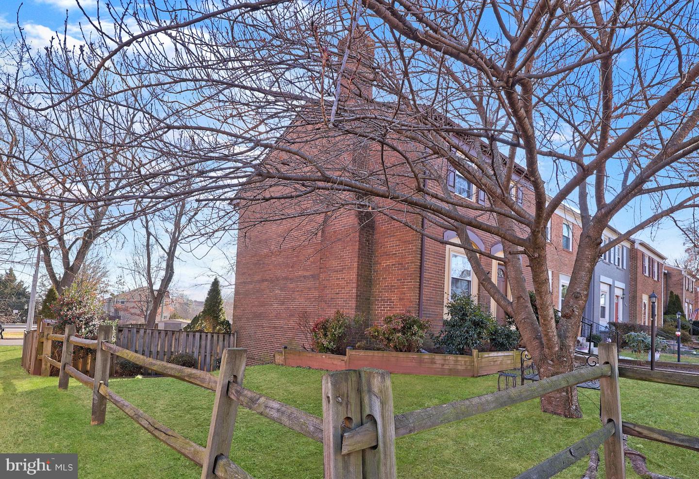 14821 HAYMARKET LN, CENTREVILLE, Virginia 20120, ,Residential,For sale,14821 HAYMARKET LN,VAFX2286146 MLS # VAFX2286146