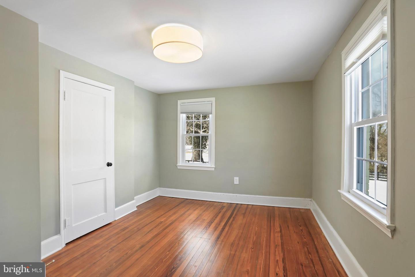 391 E COLONIAL HWY, HAMILTON, Virginia 20158, 3 Bedrooms Bedrooms, ,2 BathroomsBathrooms,Residential,For sale,391 E COLONIAL HWY,VALO2114162 MLS # VALO2114162