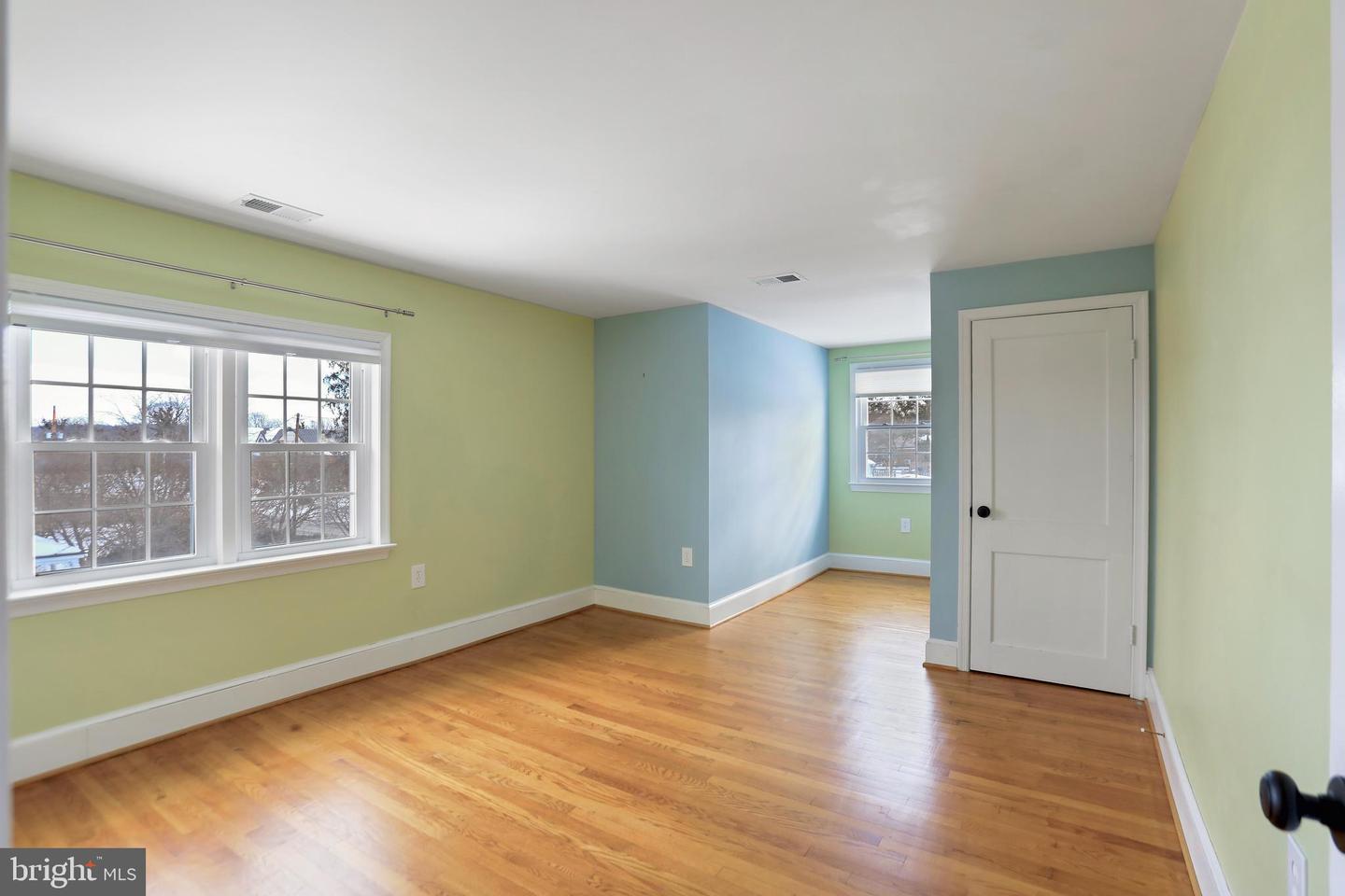 391 E COLONIAL HWY, HAMILTON, Virginia 20158, 3 Bedrooms Bedrooms, ,2 BathroomsBathrooms,Residential,For sale,391 E COLONIAL HWY,VALO2114162 MLS # VALO2114162