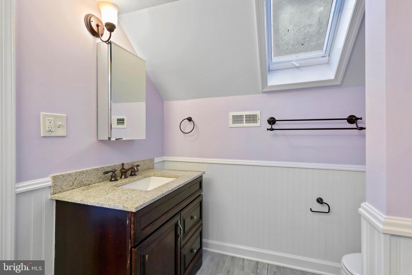 391 E COLONIAL HWY, HAMILTON, Virginia 20158, 3 Bedrooms Bedrooms, ,2 BathroomsBathrooms,Residential,For sale,391 E COLONIAL HWY,VALO2114162 MLS # VALO2114162