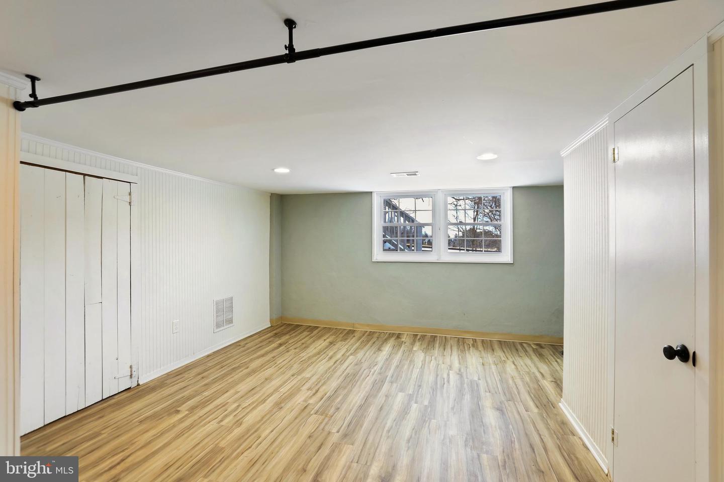 391 E COLONIAL HWY, HAMILTON, Virginia 20158, 3 Bedrooms Bedrooms, ,2 BathroomsBathrooms,Residential,For sale,391 E COLONIAL HWY,VALO2114162 MLS # VALO2114162