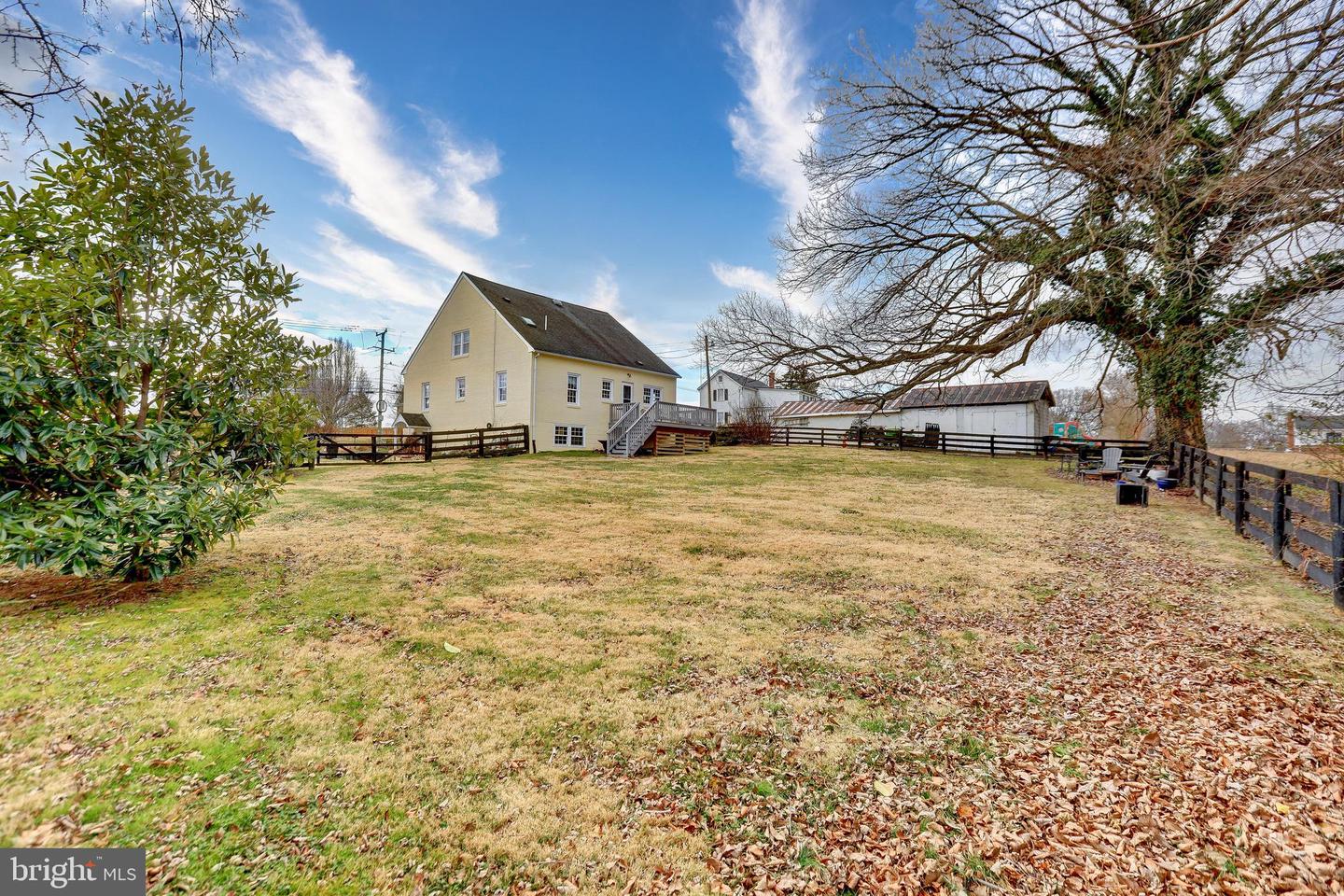 391 E COLONIAL HWY, HAMILTON, Virginia 20158, 3 Bedrooms Bedrooms, ,2 BathroomsBathrooms,Residential,For sale,391 E COLONIAL HWY,VALO2114162 MLS # VALO2114162