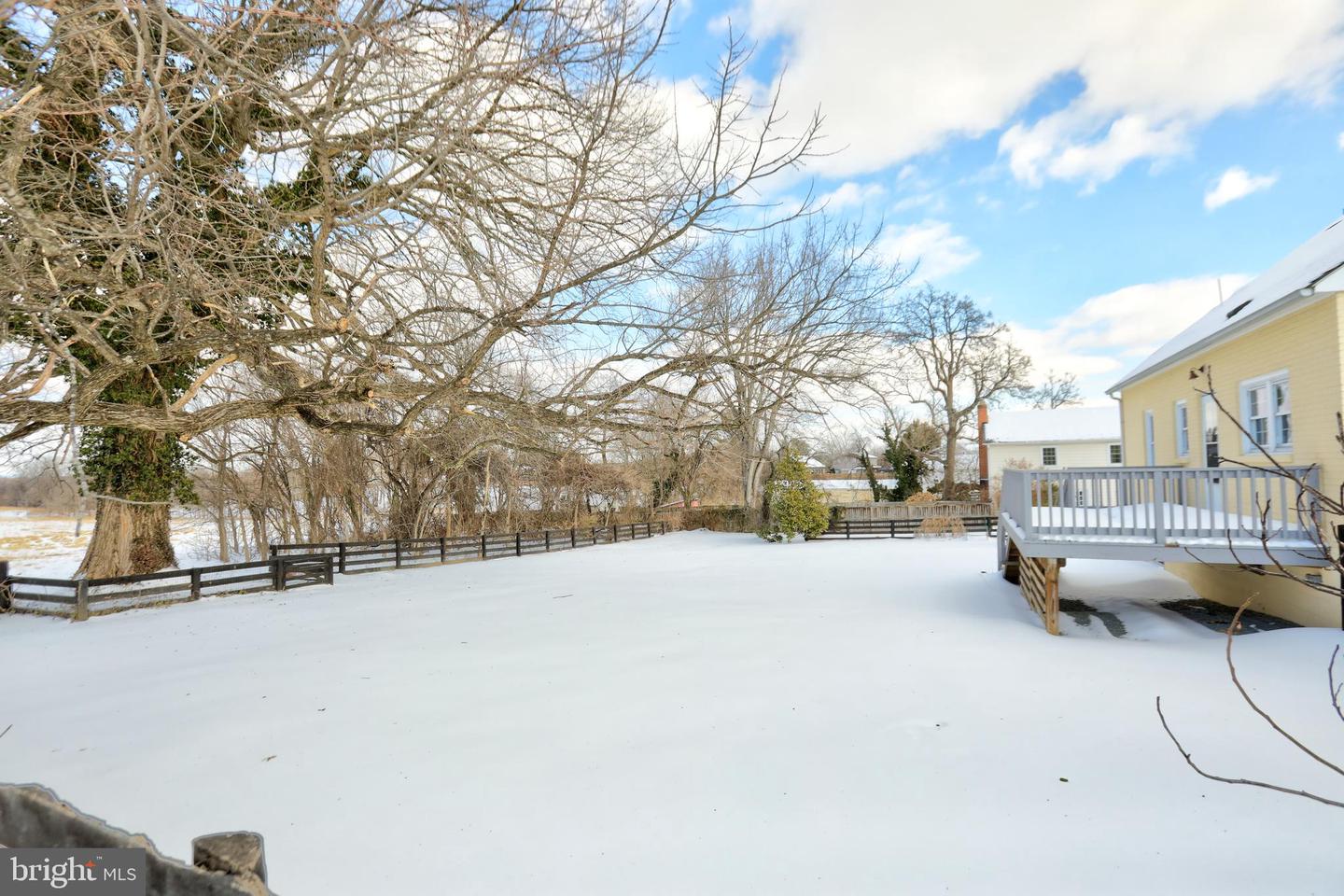 391 E COLONIAL HWY, HAMILTON, Virginia 20158, 3 Bedrooms Bedrooms, ,2 BathroomsBathrooms,Residential,For sale,391 E COLONIAL HWY,VALO2114162 MLS # VALO2114162