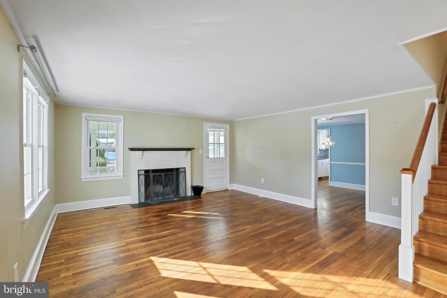 391 E COLONIAL HWY, HAMILTON, Virginia 20158, 3 Bedrooms Bedrooms, ,2 BathroomsBathrooms,Residential,For sale,391 E COLONIAL HWY,VALO2114162 MLS # VALO2114162