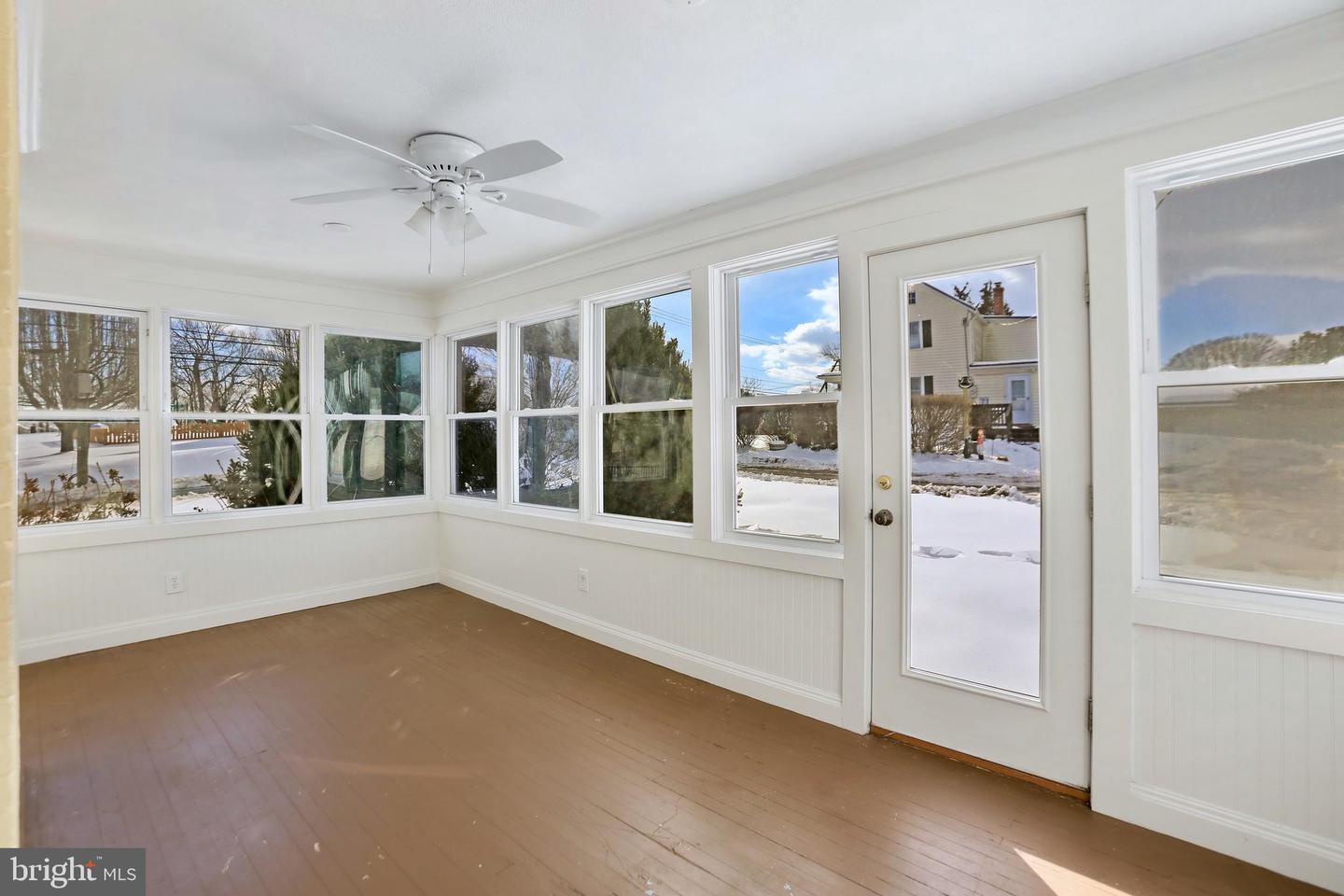 391 E COLONIAL HWY, HAMILTON, Virginia 20158, 3 Bedrooms Bedrooms, ,2 BathroomsBathrooms,Residential,For sale,391 E COLONIAL HWY,VALO2114162 MLS # VALO2114162