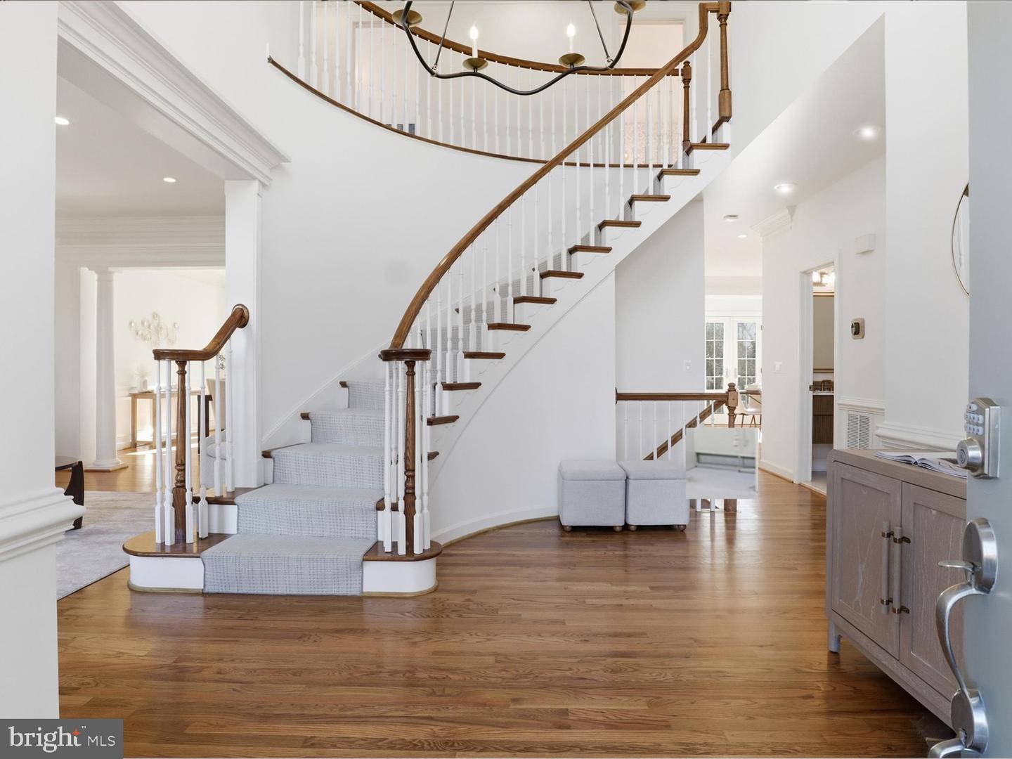 2310 COLONEL LINDSAY CT, FALLS CHURCH, Virginia 22043, 5 Bedrooms Bedrooms, ,4 BathroomsBathrooms,Residential,For sale,2310 COLONEL LINDSAY CT,VAFX2286288 MLS # VAFX2286288