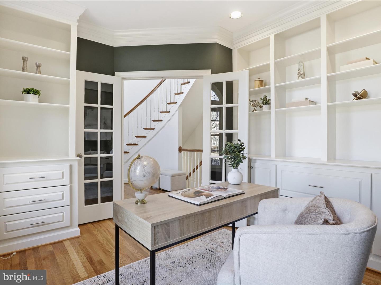 2310 COLONEL LINDSAY CT, FALLS CHURCH, Virginia 22043, 5 Bedrooms Bedrooms, ,4 BathroomsBathrooms,Residential,For sale,2310 COLONEL LINDSAY CT,VAFX2286288 MLS # VAFX2286288