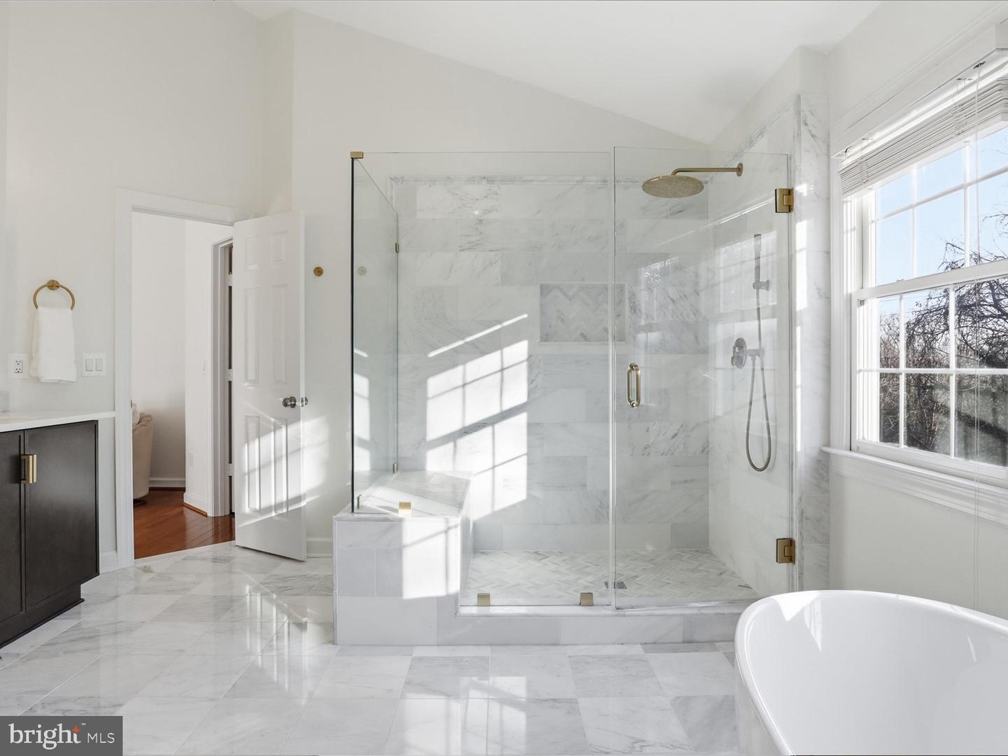 2310 COLONEL LINDSAY CT, FALLS CHURCH, Virginia 22043, 5 Bedrooms Bedrooms, ,4 BathroomsBathrooms,Residential,For sale,2310 COLONEL LINDSAY CT,VAFX2286288 MLS # VAFX2286288