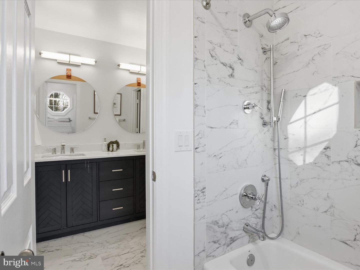 2310 COLONEL LINDSAY CT, FALLS CHURCH, Virginia 22043, 5 Bedrooms Bedrooms, ,4 BathroomsBathrooms,Residential,For sale,2310 COLONEL LINDSAY CT,VAFX2286288 MLS # VAFX2286288