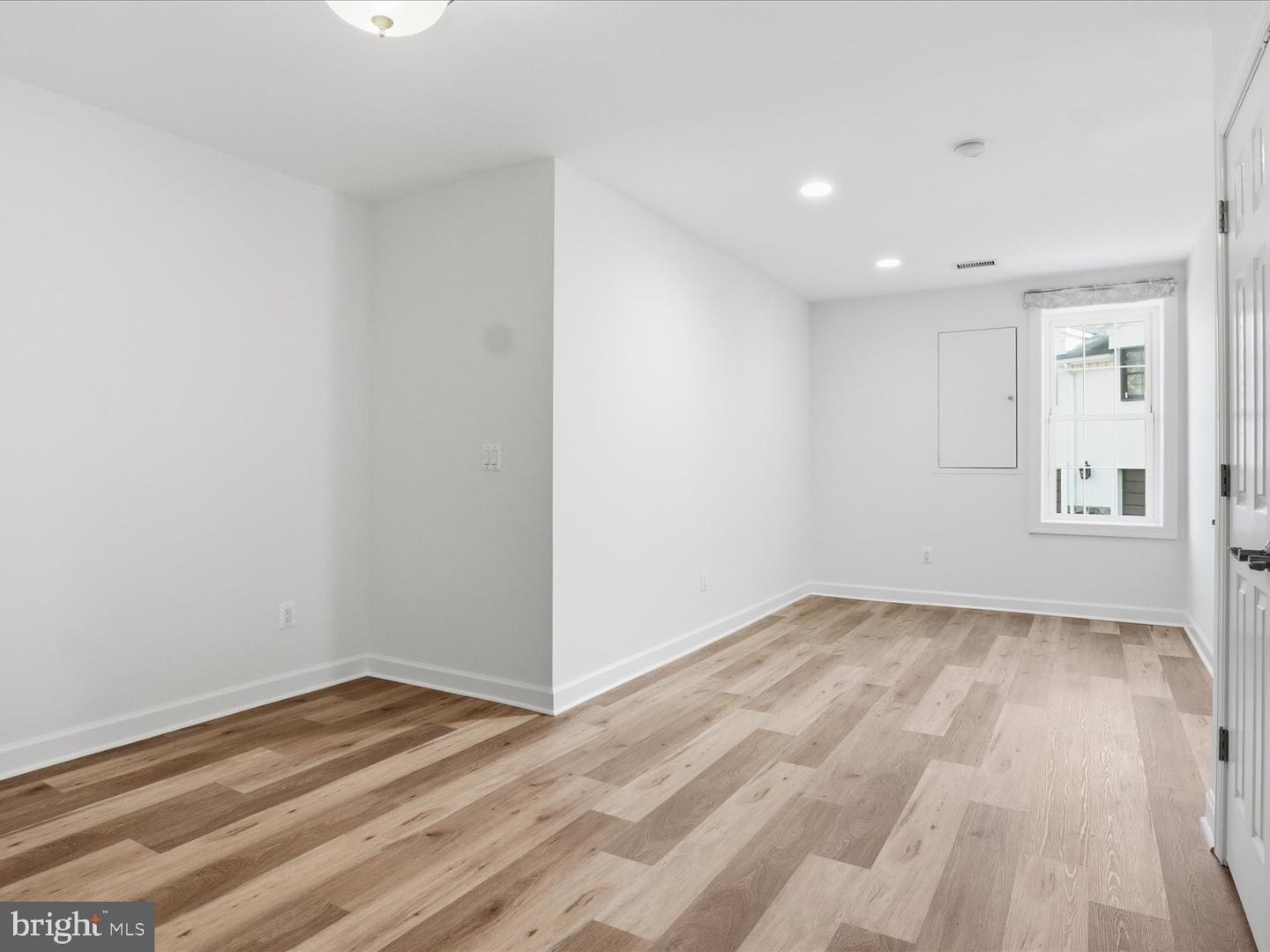 2310 COLONEL LINDSAY CT, FALLS CHURCH, Virginia 22043, 5 Bedrooms Bedrooms, ,4 BathroomsBathrooms,Residential,For sale,2310 COLONEL LINDSAY CT,VAFX2286288 MLS # VAFX2286288