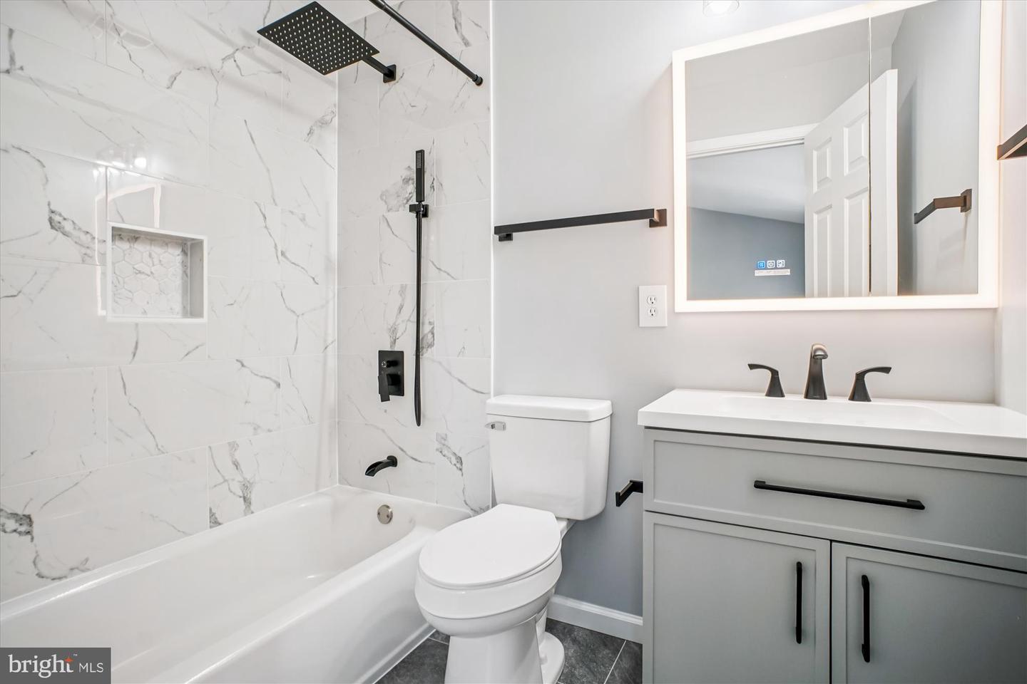 12318 VALLEY HIGH RD, HERNDON, Virginia 20170, 3 Bedrooms Bedrooms, ,3 BathroomsBathrooms,Residential,For sale,12318 VALLEY HIGH RD,VAFX2286740 MLS # VAFX2286740