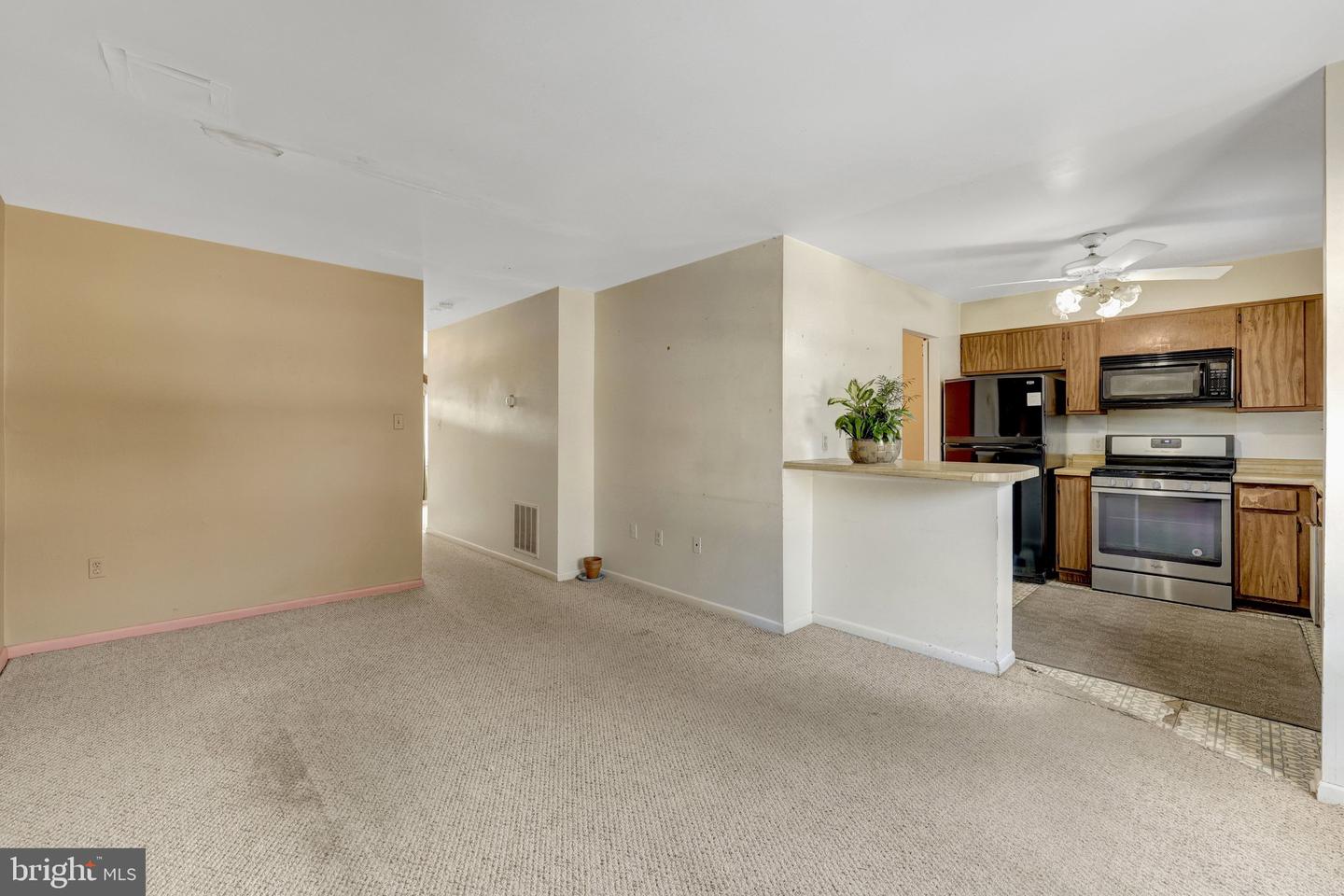 3090 WHITE BIRCH CT, FAIRFAX, Virginia 22031, 3 Bedrooms Bedrooms, ,3 BathroomsBathrooms,Residential,For sale,3090 WHITE BIRCH CT,VAFX2286884 MLS # VAFX2286884