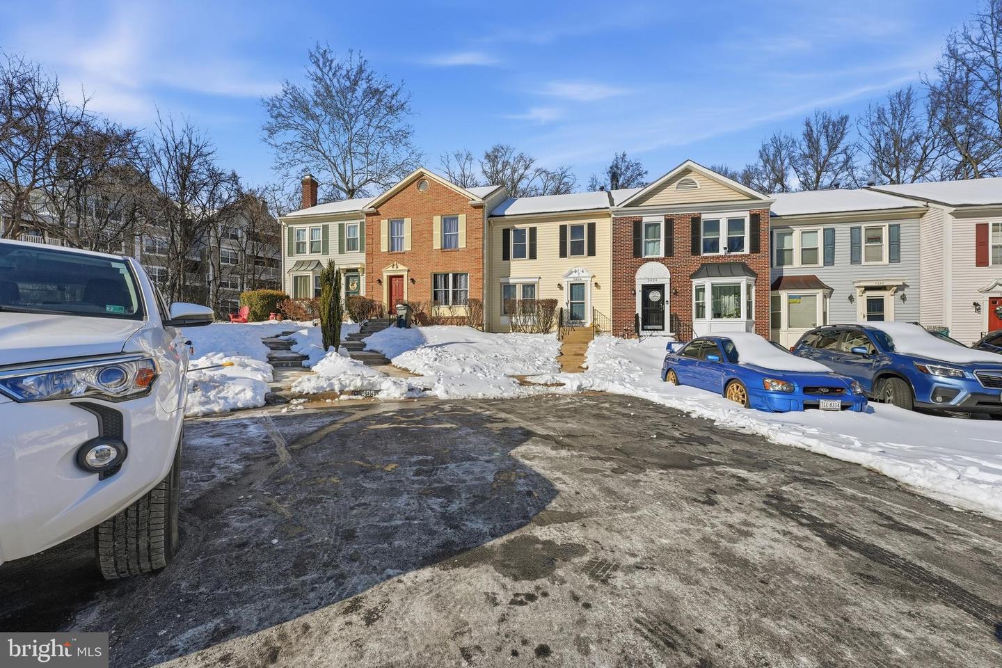 5826 WESTWATER CT, CENTREVILLE, Virginia 20121, 3 Bedrooms Bedrooms, 7 Rooms Rooms,2 BathroomsBathrooms,Residential,For sale,5826 WESTWATER CT,VAFX2286954 MLS # VAFX2286954