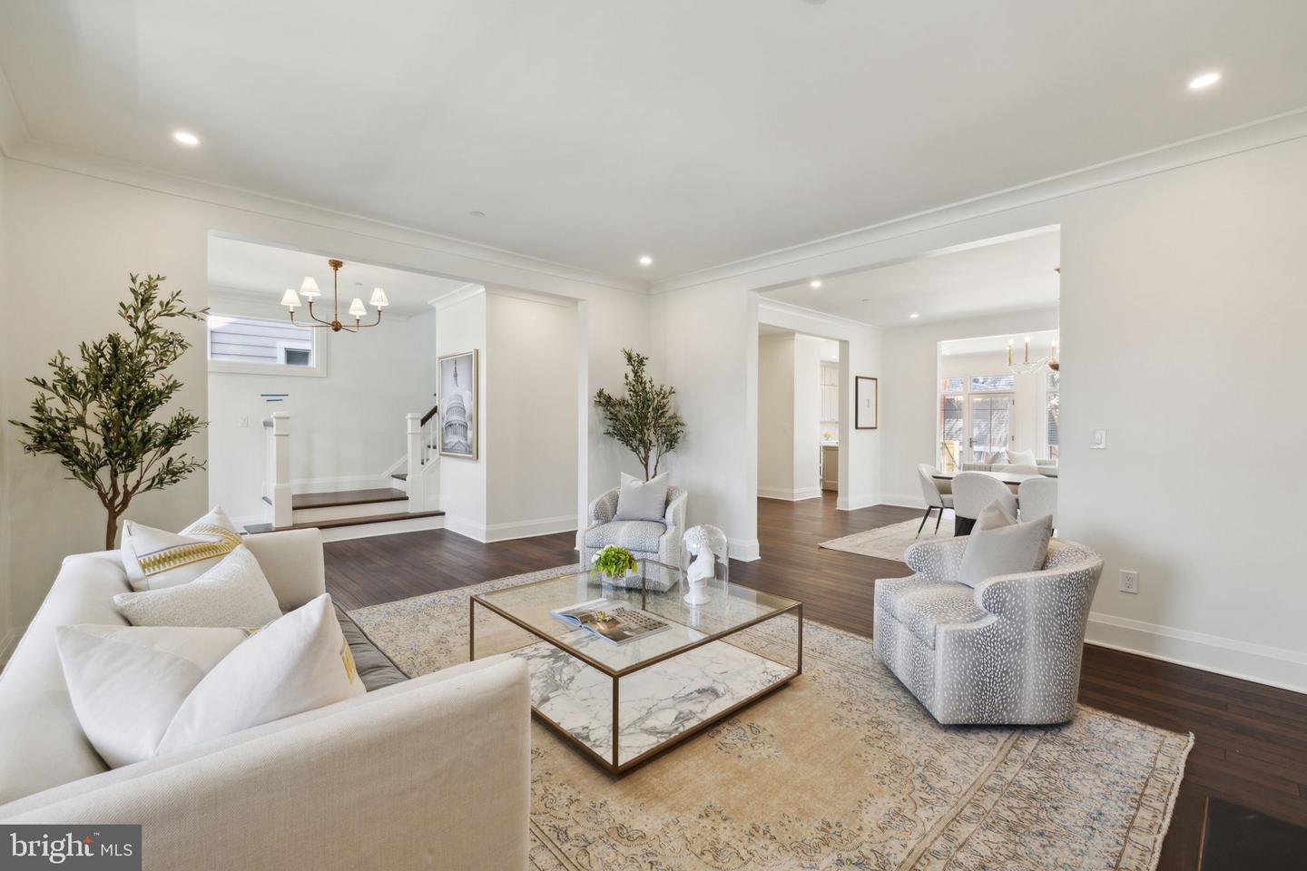 5115 42ND ST NW, WASHINGTON, District Of Columbia 20016, 6 Bedrooms Bedrooms, ,5 BathroomsBathrooms,Residential,For sale,5115 42ND ST NW,DCDC2242934 MLS # DCDC2242934