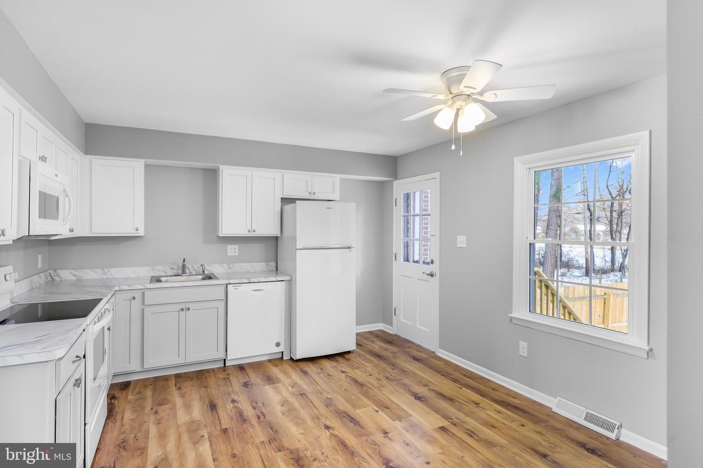 125 BRUNSWICK RD, STEPHENS CITY, Virginia 22655, 2 Bedrooms Bedrooms, ,1 BathroomBathrooms,Residential,For sale,125 BRUNSWICK RD,VAFV2039184 MLS # VAFV2039184