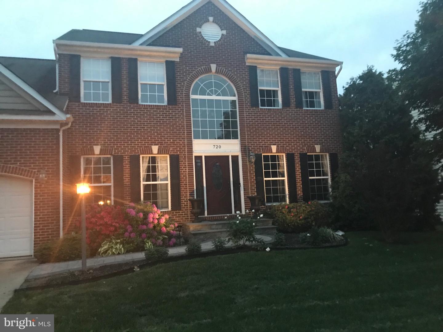 720 VISTA RIDGE DR NE, LEESBURG, Virginia 20176, 4 Bedrooms Bedrooms, ,3 BathroomsBathrooms,Residential,For sale,720 VISTA RIDGE DR NE,VALO2114522 MLS # VALO2114522 720 VISTA RIDGE DR NE, LEESBURG, Virginia 20176, 4 Bedrooms Bedrooms, ,3 BathroomsBathrooms,Residential,For sale,720 VISTA RIDGE DR NE,VALO2114522 MLS # VALO2114522