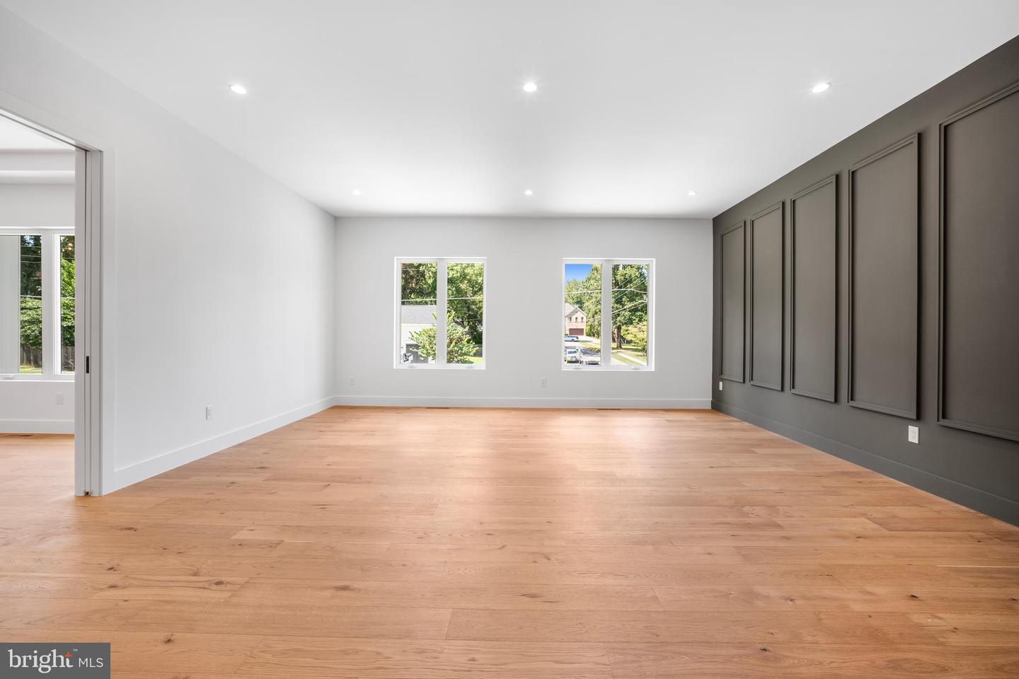 1935 FOXHALL RD, MCLEAN, Virginia 22101, 6 Bedrooms Bedrooms, ,6 BathroomsBathrooms,Residential,For sale,1935 FOXHALL RD,VAFX2287446 MLS # VAFX2287446