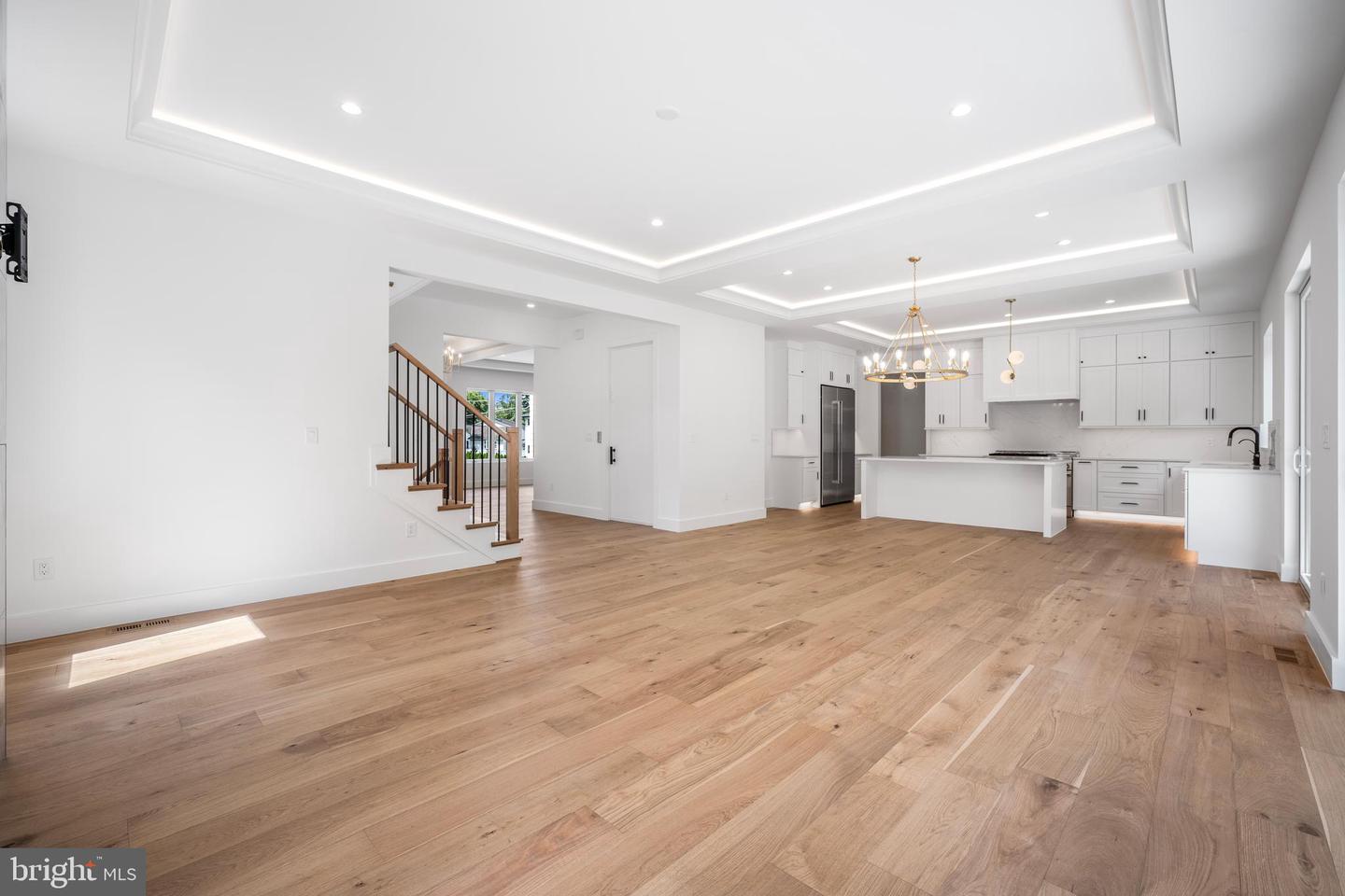 1935 FOXHALL RD, MCLEAN, Virginia 22101, 6 Bedrooms Bedrooms, ,6 BathroomsBathrooms,Residential,For sale,1935 FOXHALL RD,VAFX2287446 MLS # VAFX2287446