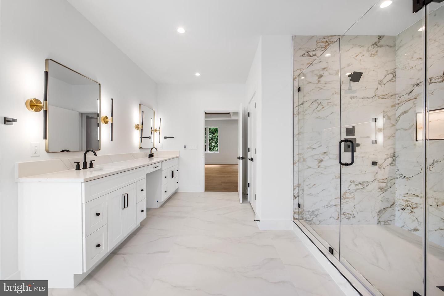 1935 FOXHALL RD, MCLEAN, Virginia 22101, 6 Bedrooms Bedrooms, ,6 BathroomsBathrooms,Residential,For sale,1935 FOXHALL RD,VAFX2287446 MLS # VAFX2287446