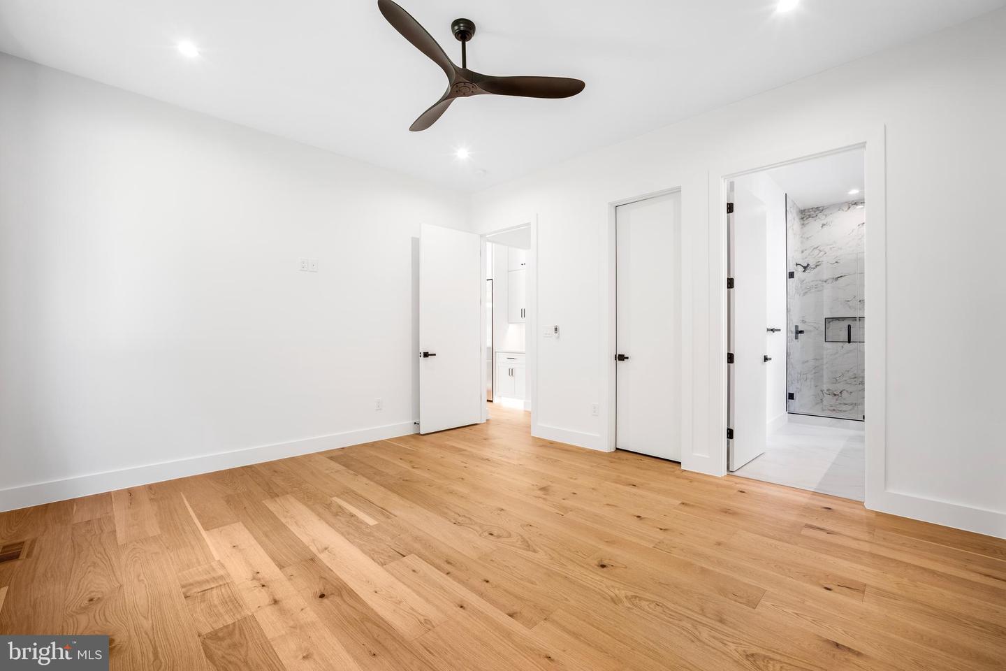 1935 FOXHALL RD, MCLEAN, Virginia 22101, 6 Bedrooms Bedrooms, ,6 BathroomsBathrooms,Residential,For sale,1935 FOXHALL RD,VAFX2287446 MLS # VAFX2287446